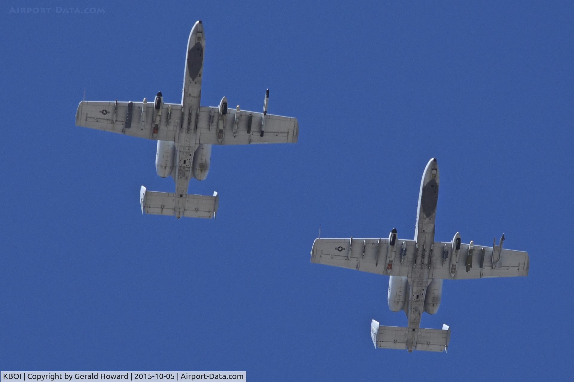 Boise Air Terminal/gowen Fld Airport (BOI) - A-10s on the overhead for the break to downwind for RWY 10R.