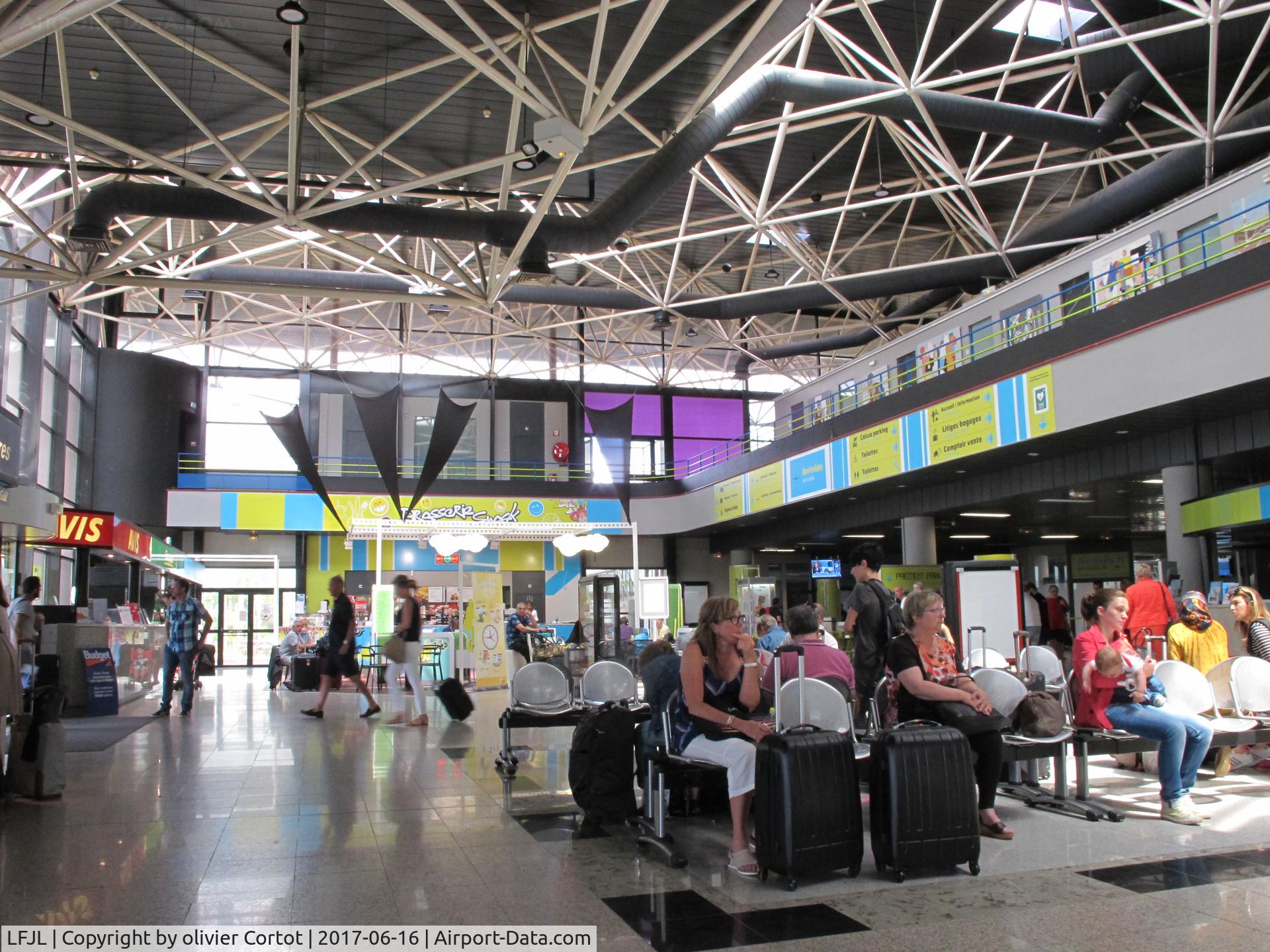 Metz Nancy Lorraine Airport, Metz France (LFJL) - inside the terminal