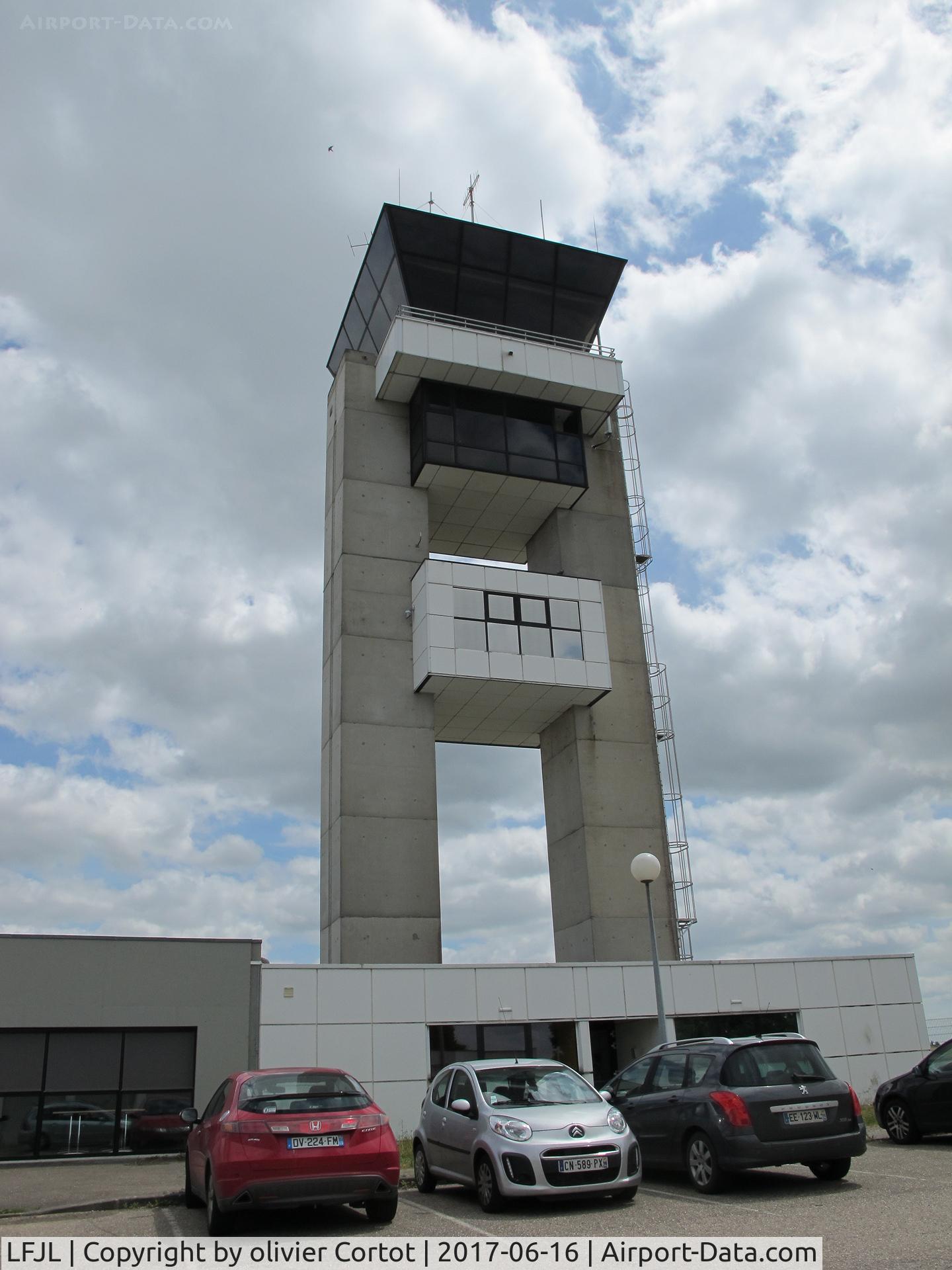 Metz Nancy Lorraine Airport, Metz France (LFJL) - the control tower