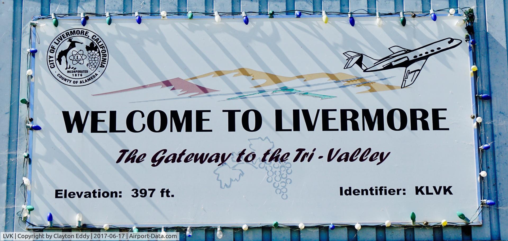 Livermore Municipal Airport (LVK) - Livermore Airport old terminal building. 2017.