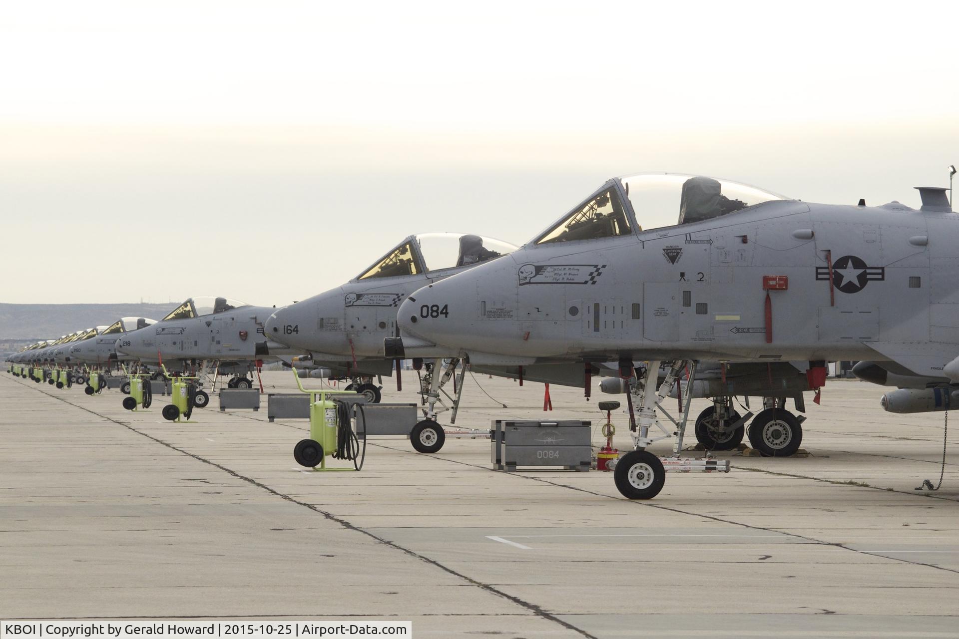 Boise Air Terminal/gowen Fld Airport (BOI) - A-10s of the 190th Fighter Sq., 124th Fighter Wing, Idaho ANG line up on the ramp.