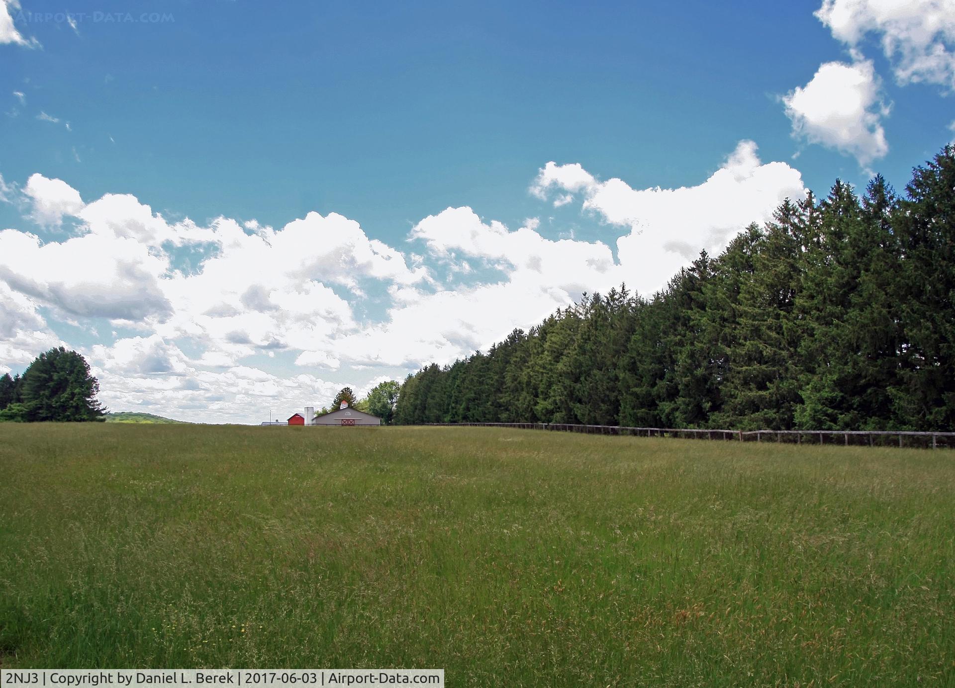 Weidel/pvt/ Airport (2NJ3) - This small airport is located along a beautiful back road in southeastern Hunterdon County, New Jersey.