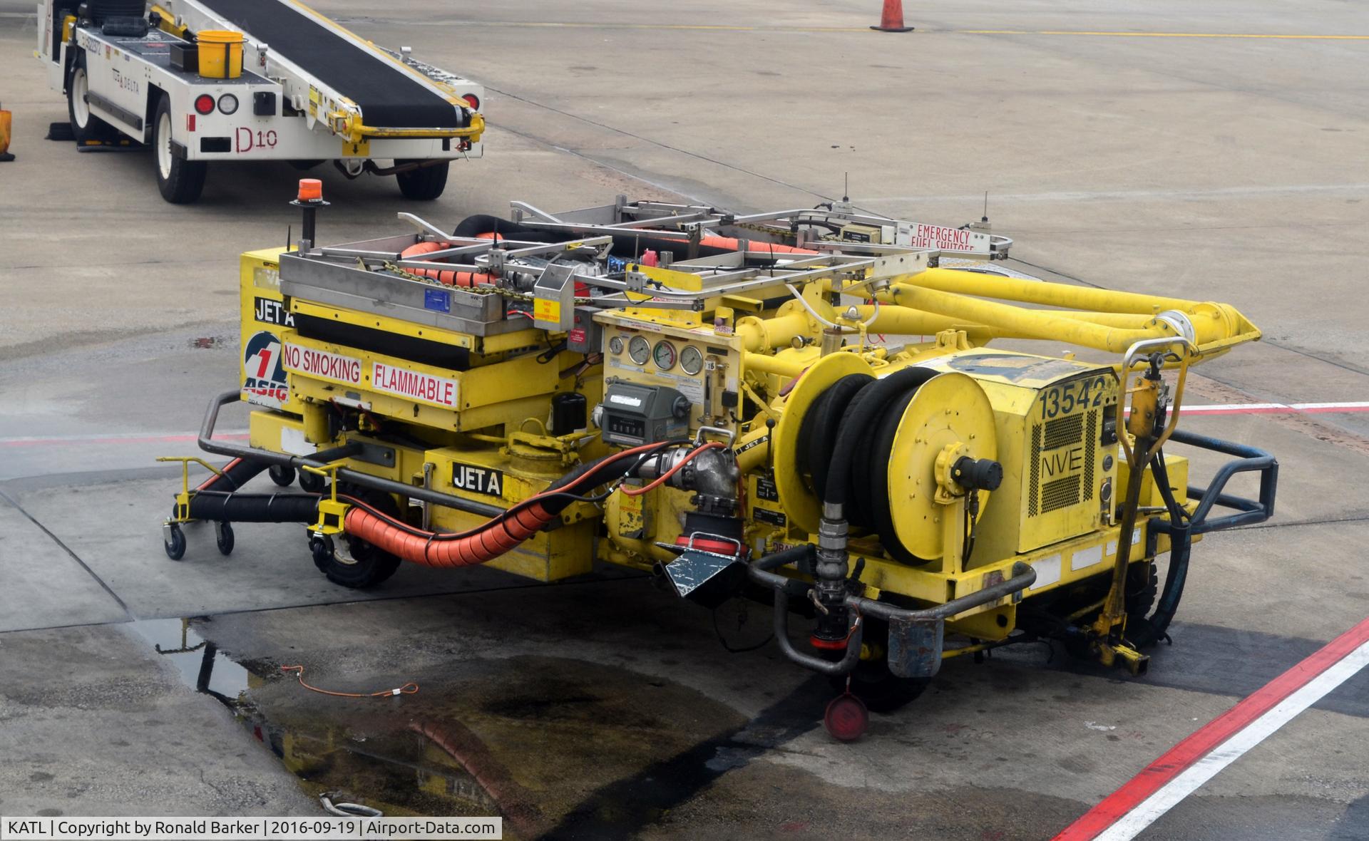 Hartsfield - Jackson Atlanta International Airport (ATL) - Fuel pump number 13542
