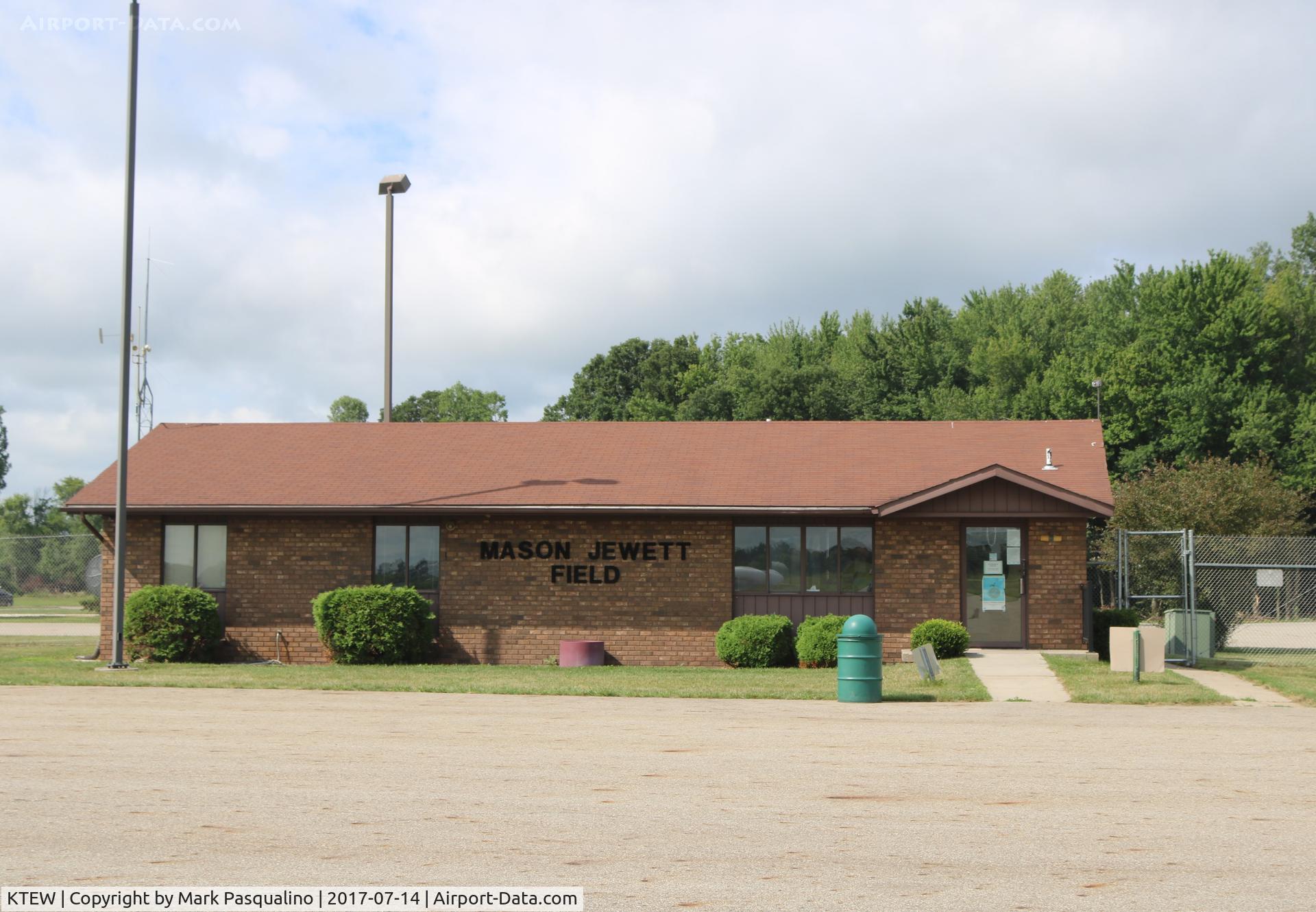 Mason Jewett Field Airport (TEW) - Executive Terminal
