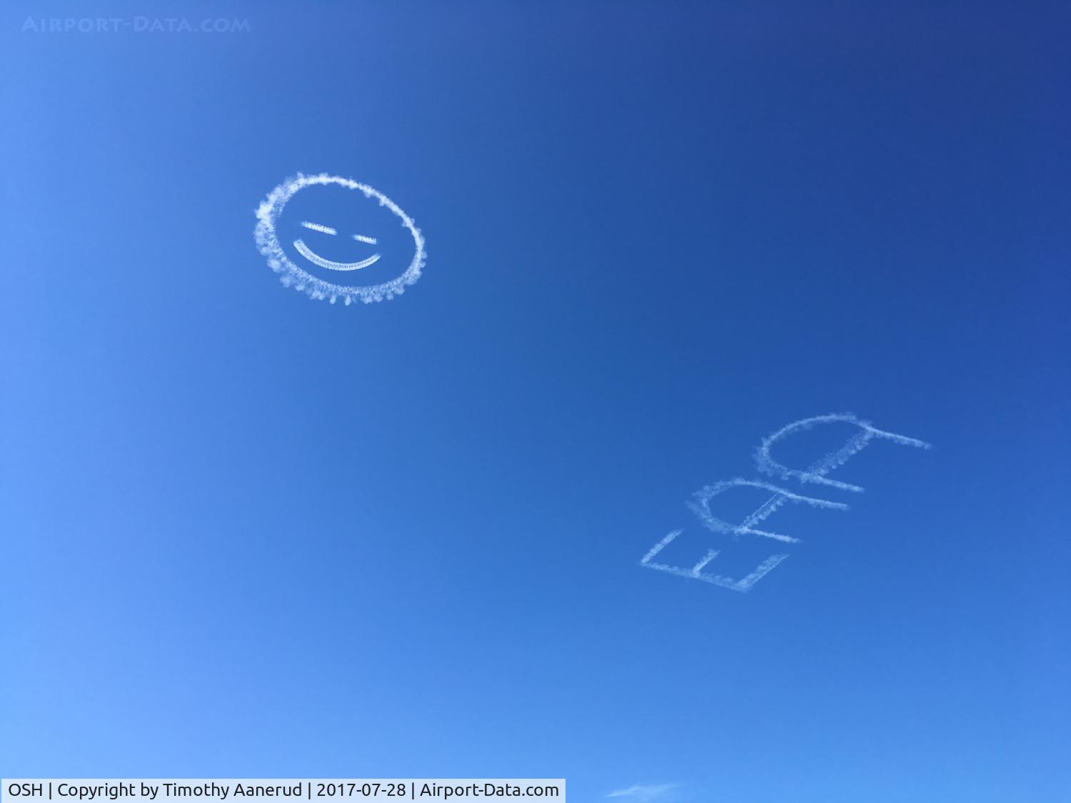 Wittman Regional Airport (OSH) - Chemtrails