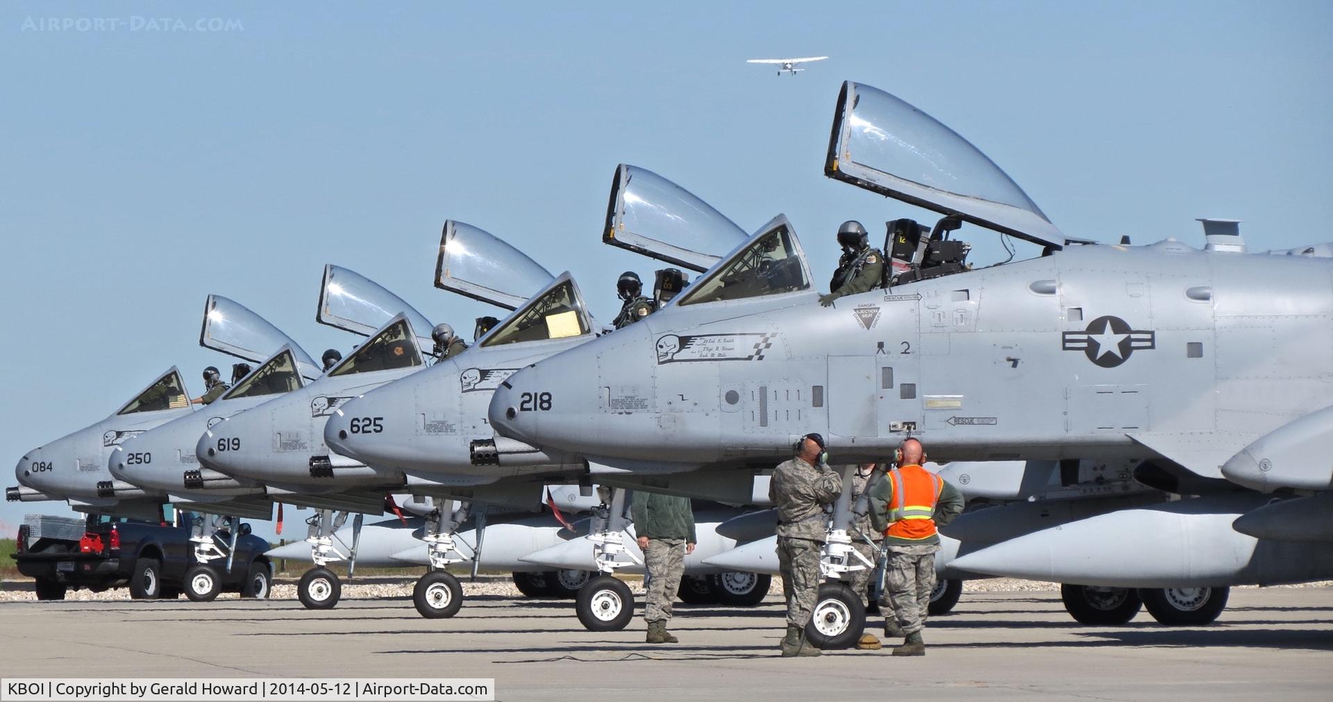 Boise Air Terminal/gowen Fld Airport (BOI) - Five A-10C from the 190th Fighter Sq., 124th Fighter Wing parked on the De arm pad getting final pre flight checks.