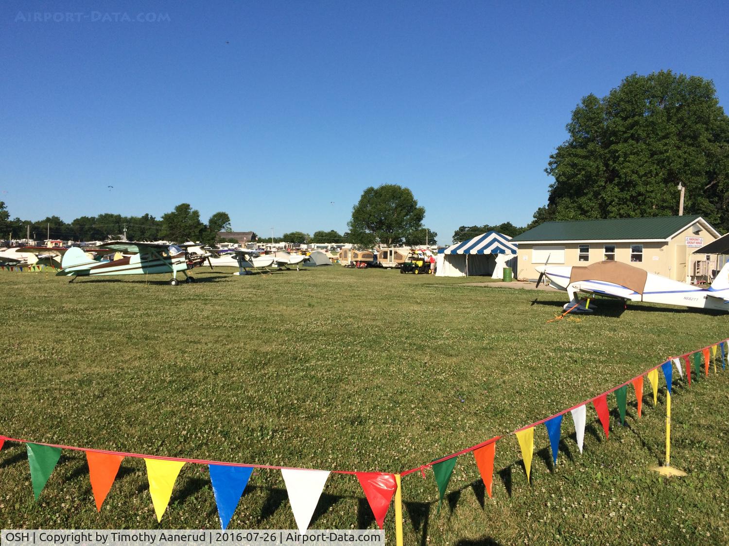 Wittman Regional Airport (OSH) - Aircraft repair area