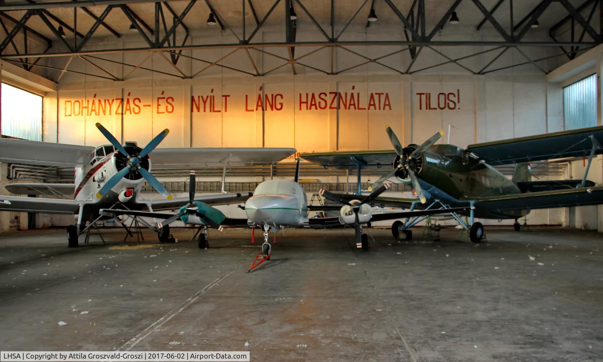 Szentkirályszabadja Airport, Szentkirályszabadja Hungary (LHSA) - Szentkirályszabadja Airport, Hungary