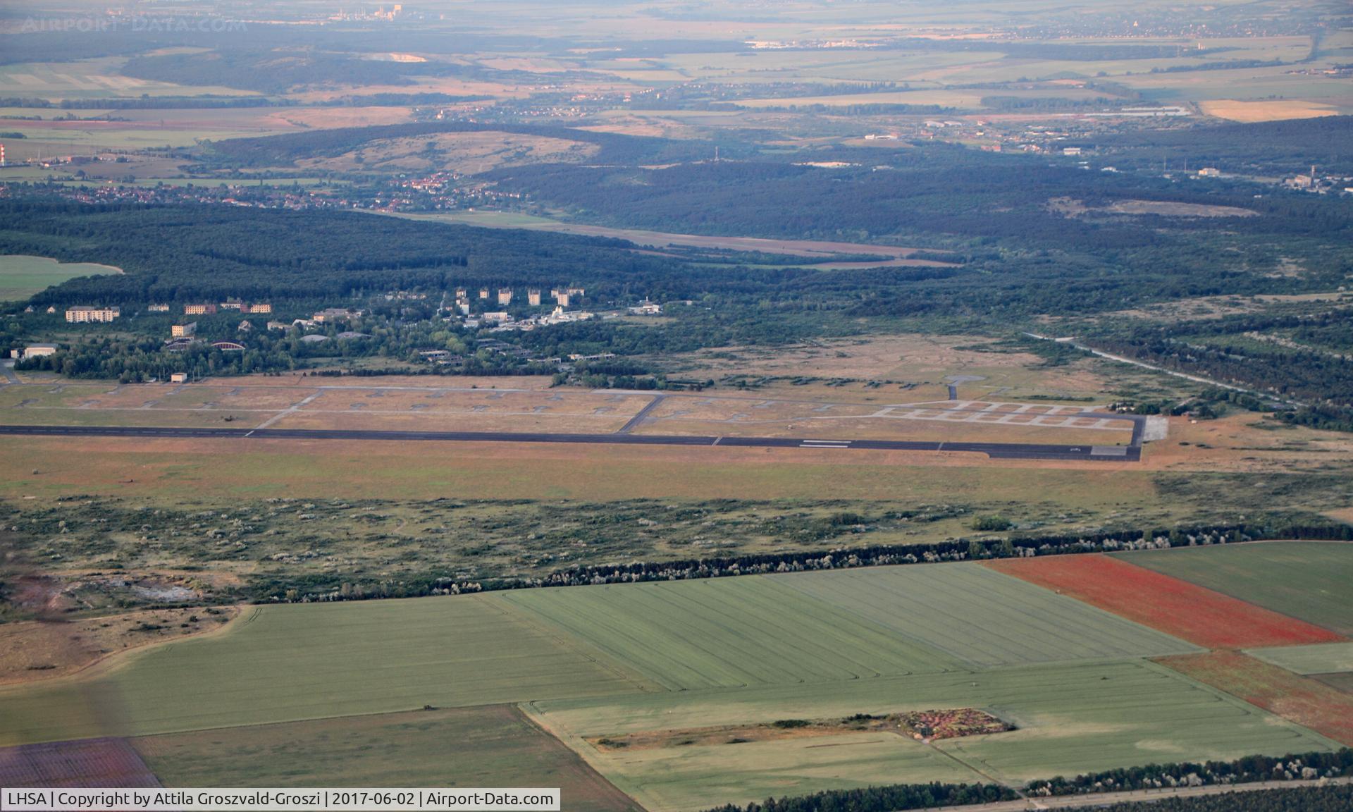 Szentkirályszabadja Airport, Szentkirályszabadja Hungary (LHSA) - Szentkirályszabadja Airport, Hungary