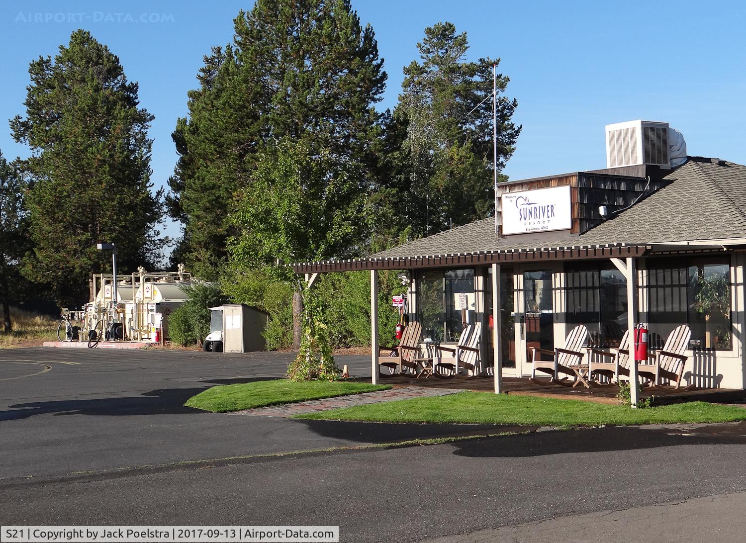 Sunriver Airport (S21) - Sunriver airport OR