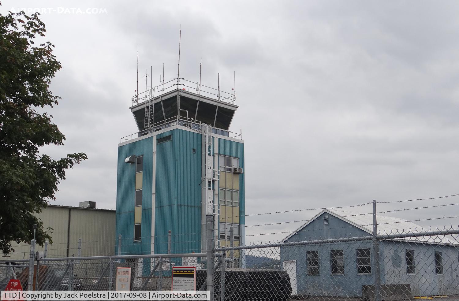 Portland-troutdale Airport (TTD) - Tower of Portland-Troutdale airport