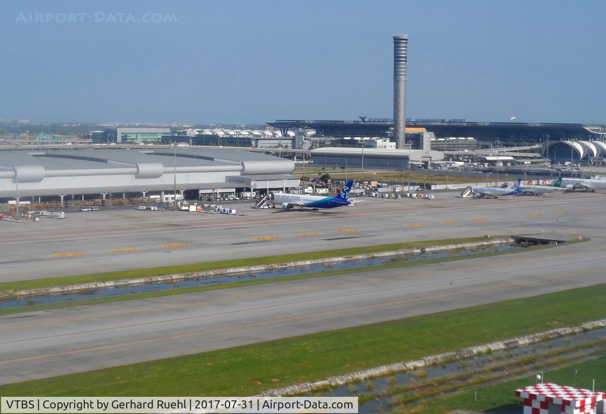 Suvarnabhumi Airport (New Bangkok International Airport), Samut Prakan (near Bangkok) Thailand (VTBS) - arrival from Phuket