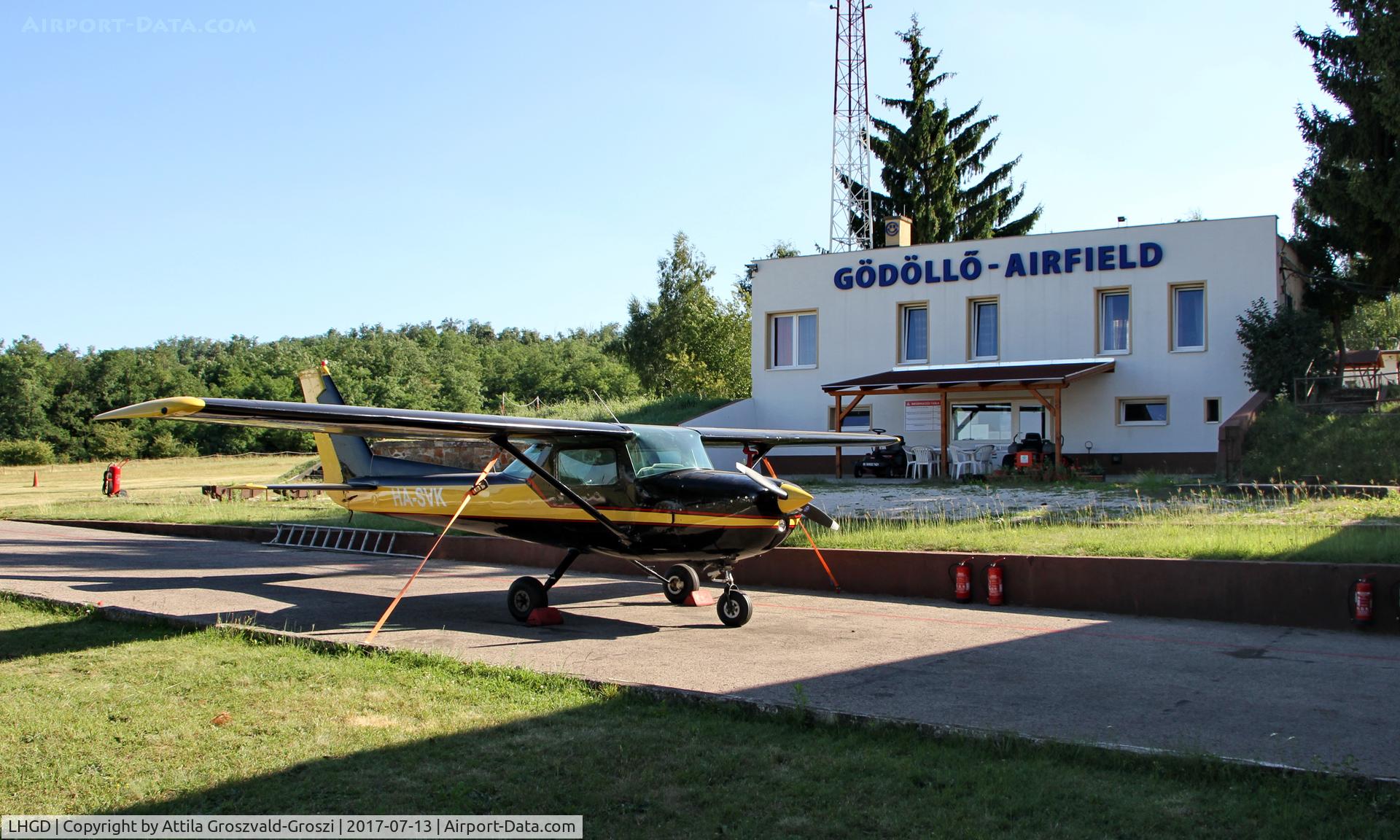 LHGD Airport - Gödöllö Airport, Hungary