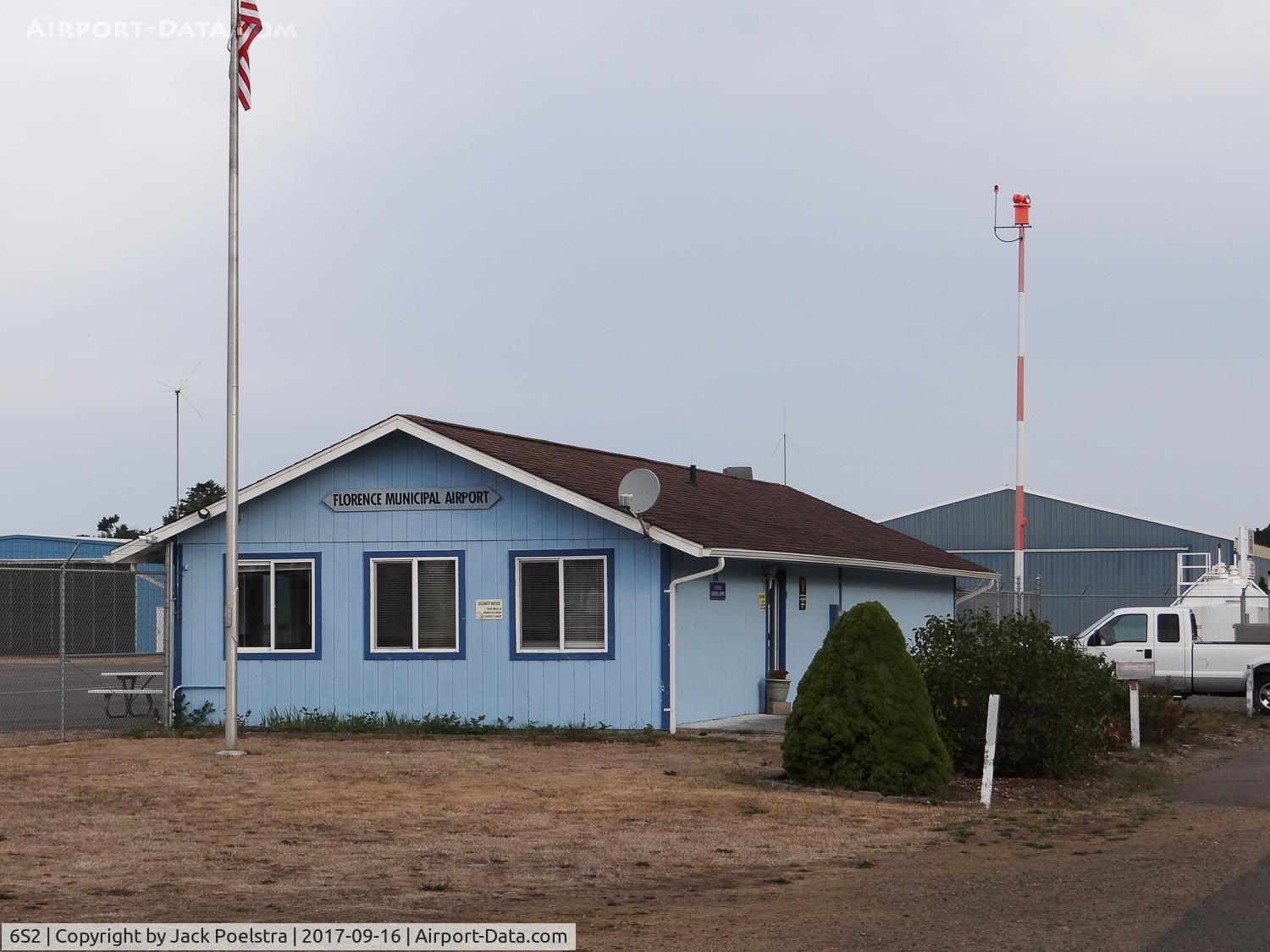 Florence Municipal Airport (6S2) - Airport office of Florence Muni airport OR
