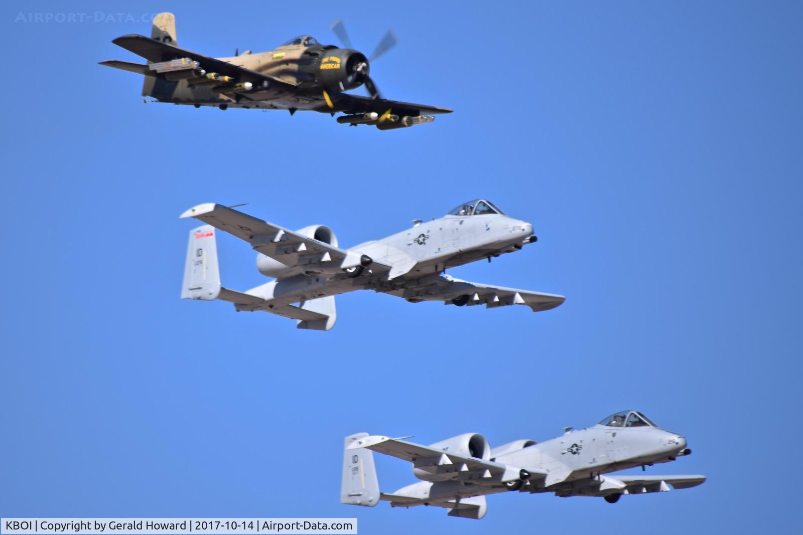 Boise Air Terminal/gowen Fld Airport (BOI) - A-10s from the 190th Fighter Sq. flying with Douglas Sky Raider.
