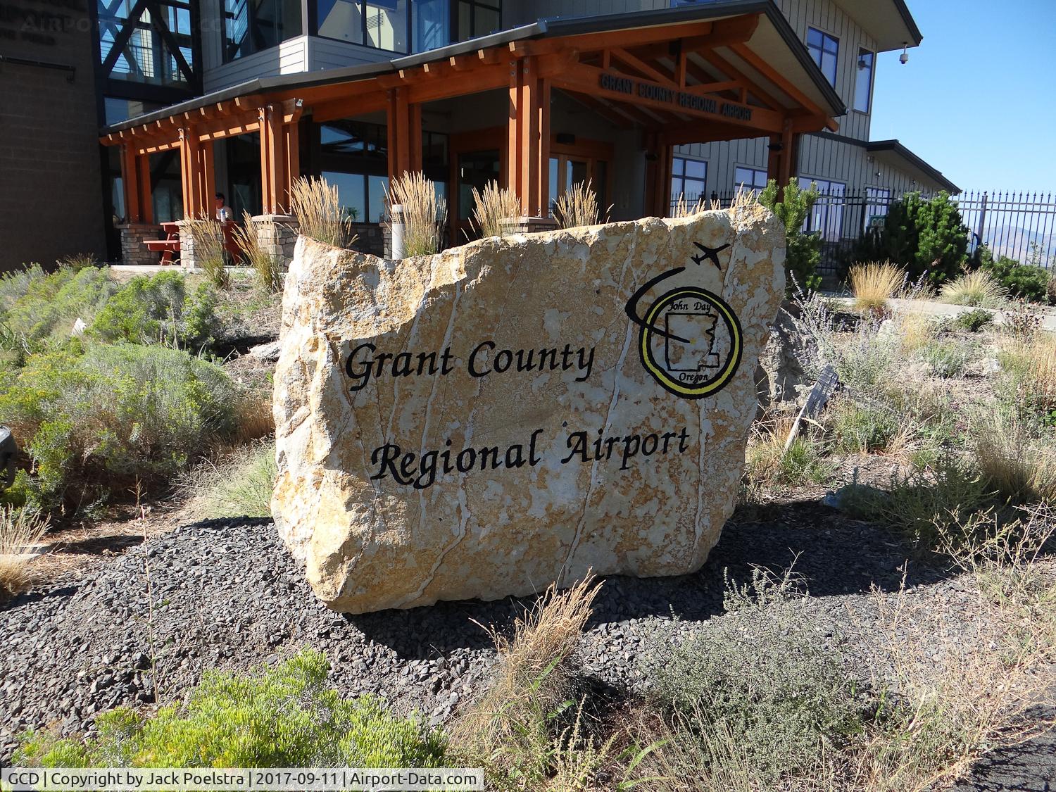 Grant Co Rgnl/ogilvie Field Airport (GCD) - Grant County Rgnl airport, John Day OR