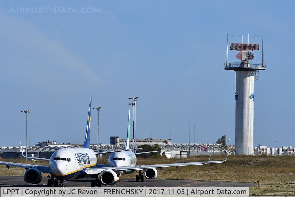 Portela Airport (Lisbon Airport), Portela, Loures (serves Lisbon) Portugal (LPPT) - holding point runway 03/21