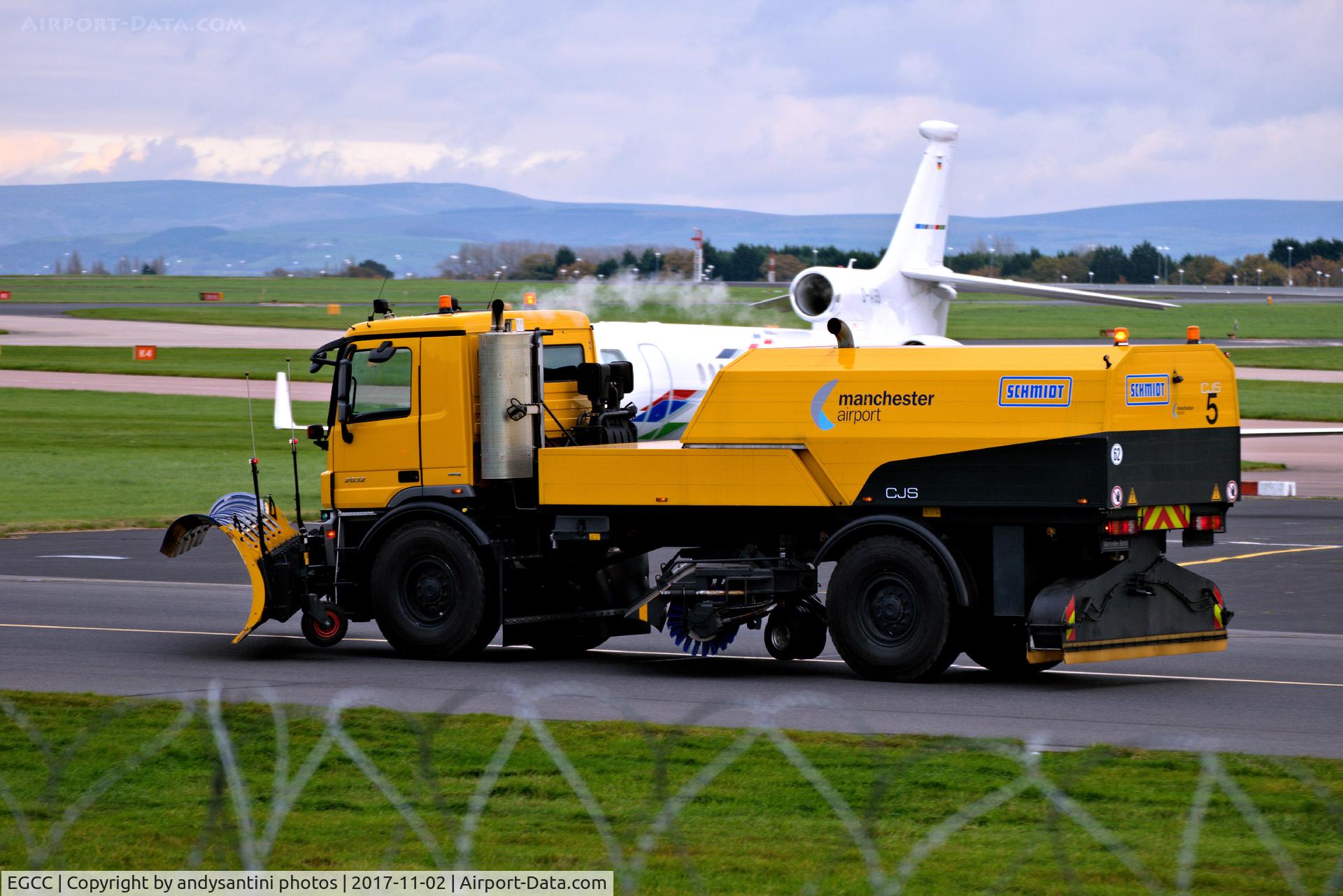 Manchester Airport, Manchester, England United Kingdom (EGCC) - man airport [snow plough]