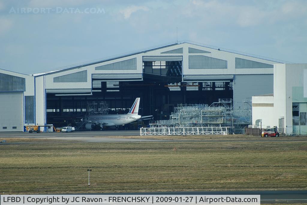 Bordeaux Airport, Merignac Airport France (LFBD) - Sabena Technics