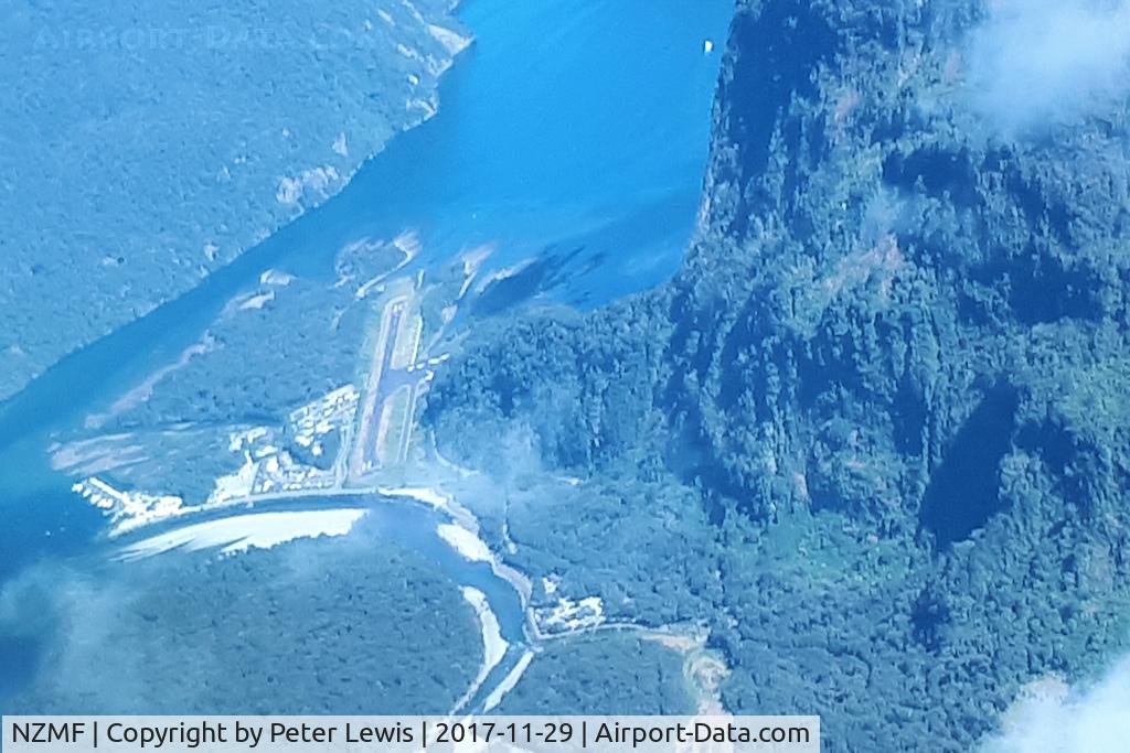 Milford Sound Airport, Milford Sound New Zealand (NZMF) - Approach from the Domes