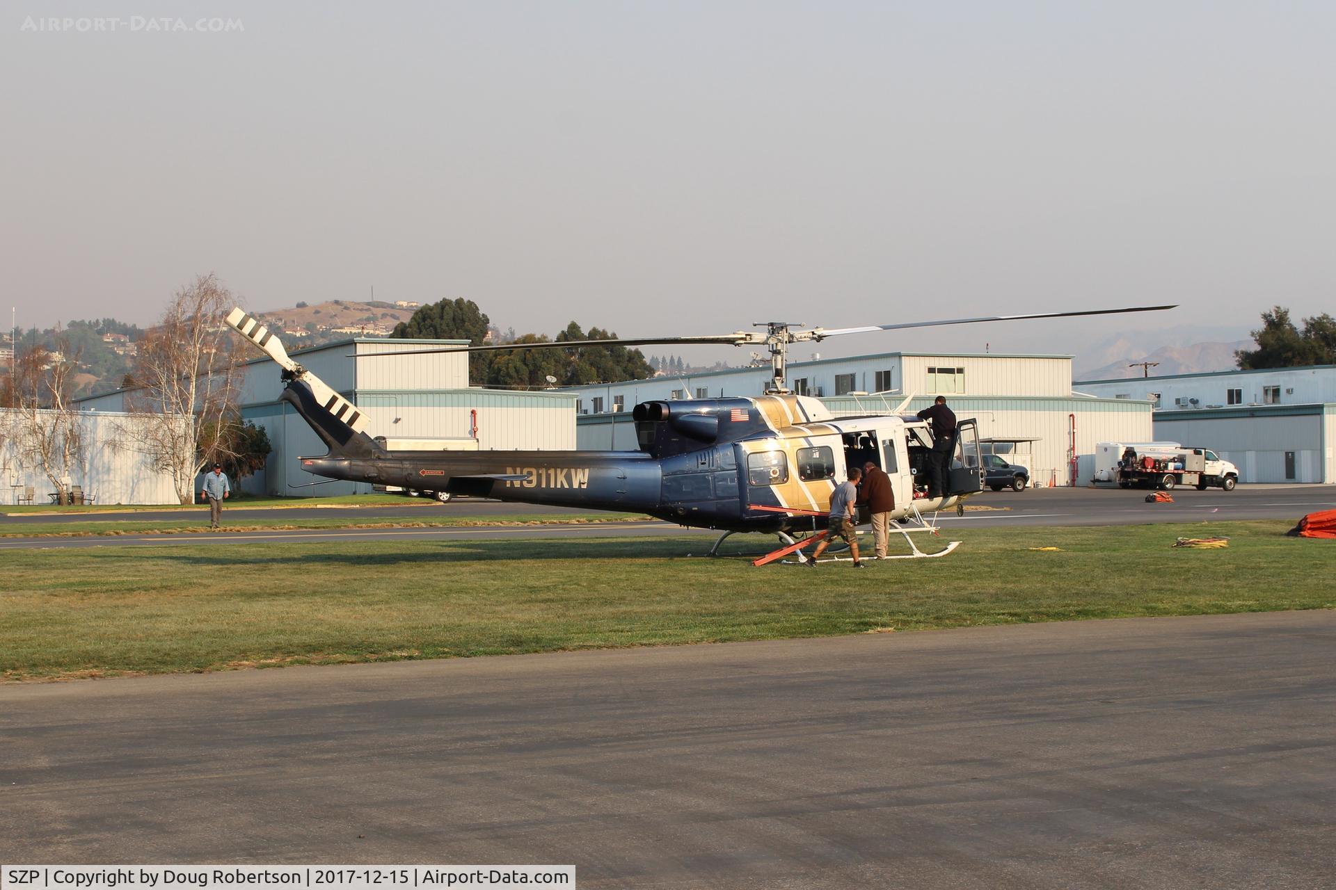 Santa Paula Airport (SZP) - N911KW 1973 Bell 212 TWIN TWO-TWELVE P&W PT6 series Turbo TWIN PAC derated to 1,290 SHp, Restricted Forest, at SZP Fire Base