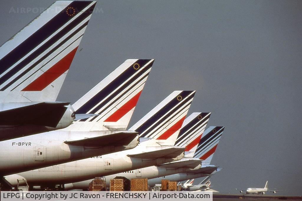 Paris Charles de Gaulle Airport (Roissy Airport), Paris France (LFPG) - Air France hub in 2000'
