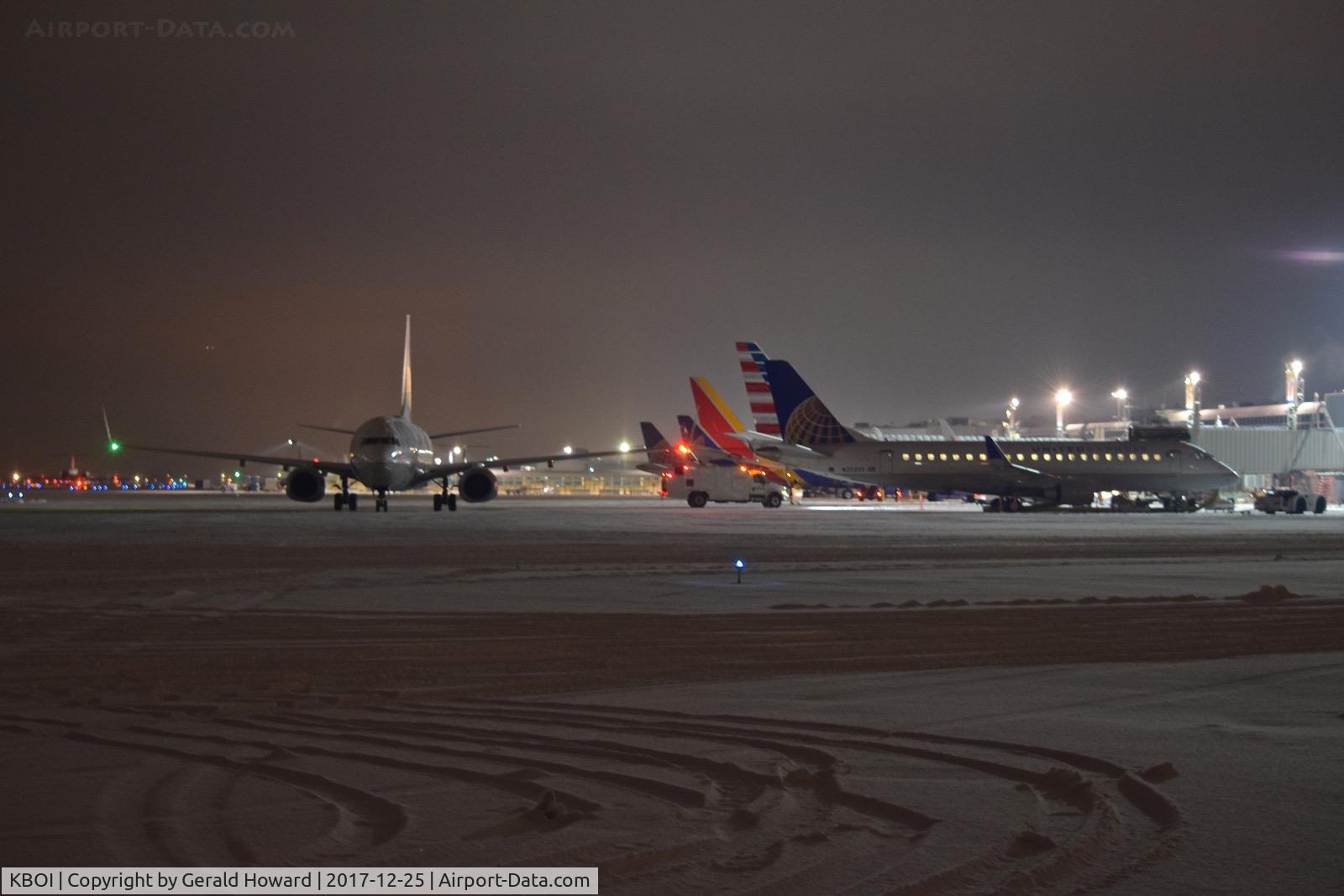 Boise Air Terminal/gowen Fld Airport (BOI) - Early morning and a United 737 is the first out of the gates.