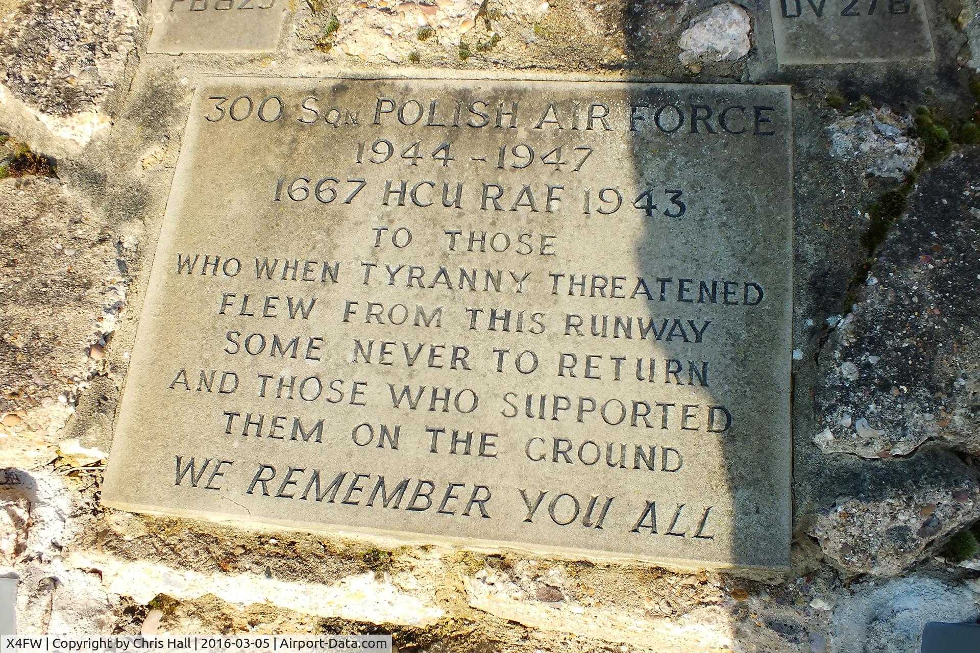 X4FW Airport - RAF Faldingworth Memorial, No. 300 Polish Bomber Squadron (1944-1947) - Vickers Wellington X, Avro Lancaster I & III
No. 305 Polish Bomber Squadron (1946-1947) - de Havilland Mosquito VI