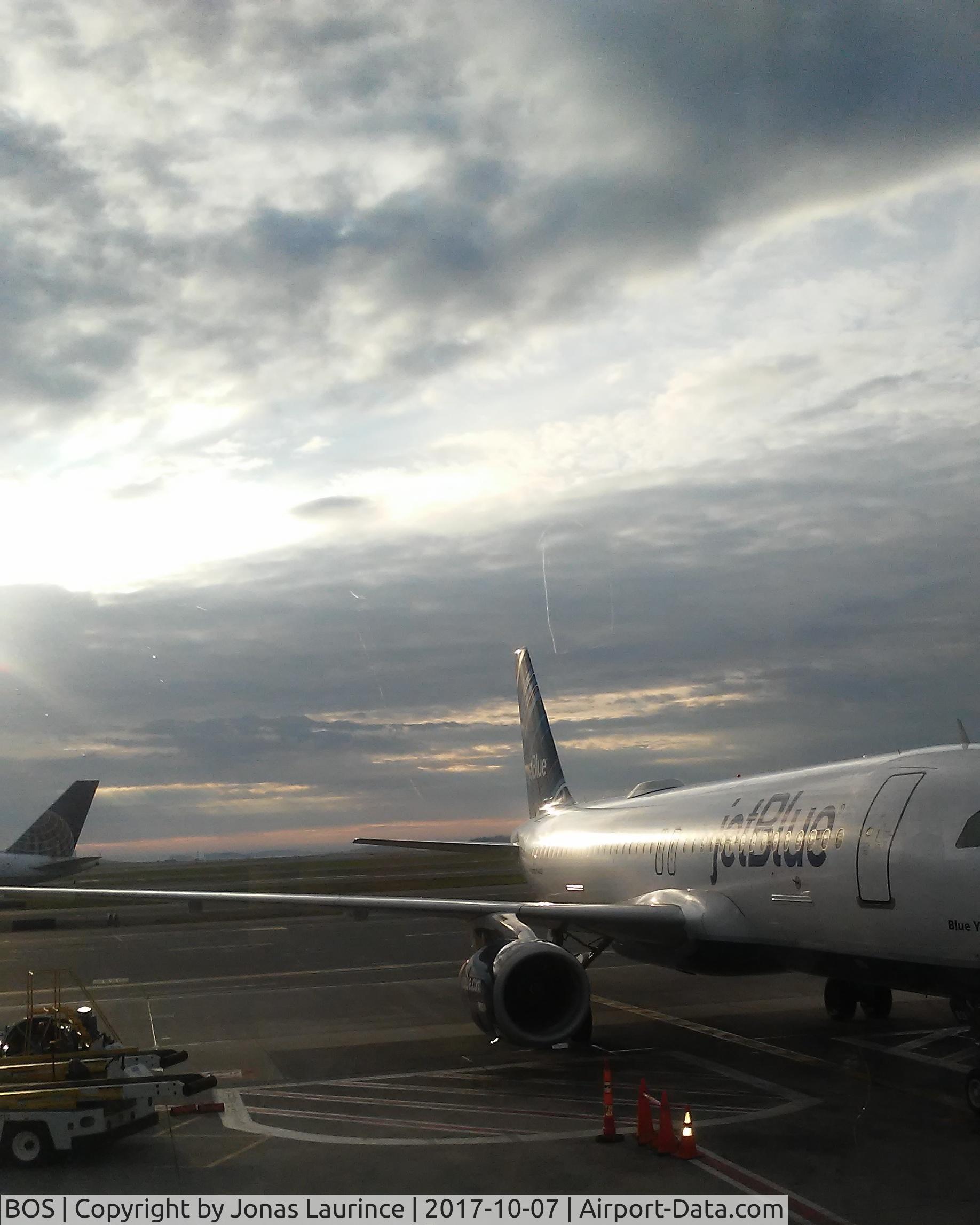 General Edward Lawrence Logan International Airport (BOS) - Jetblue aircraft at the Logan Airport