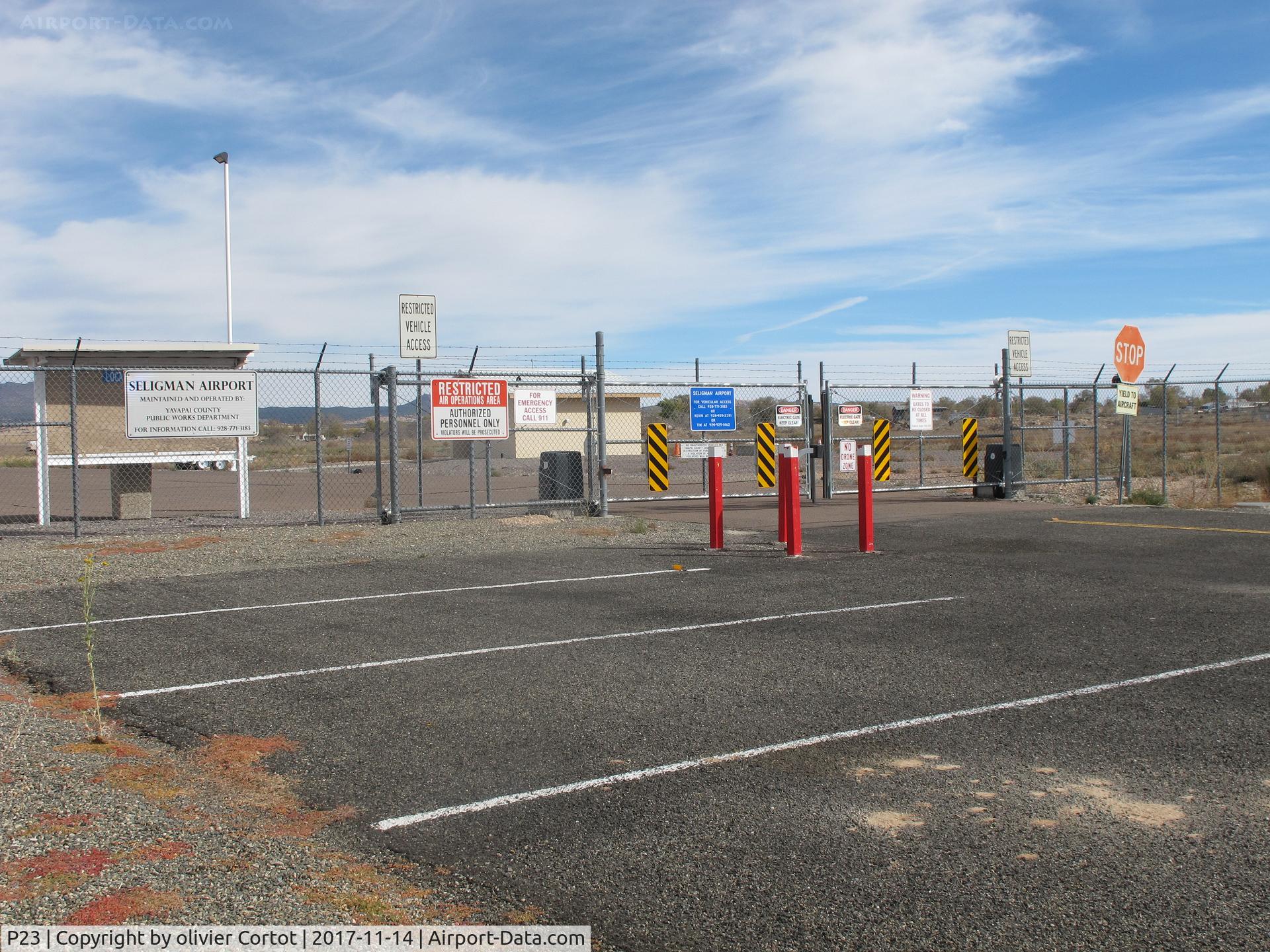 Seligman Airport (P23) - view from the parking lot