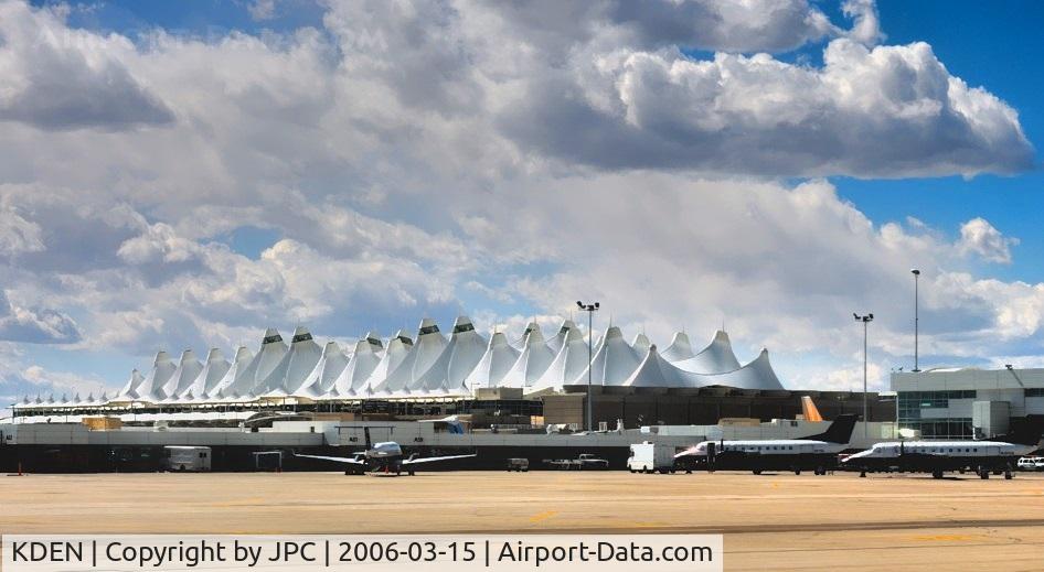 Denver International Airport (DEN) - One of the World's most modern Airports...