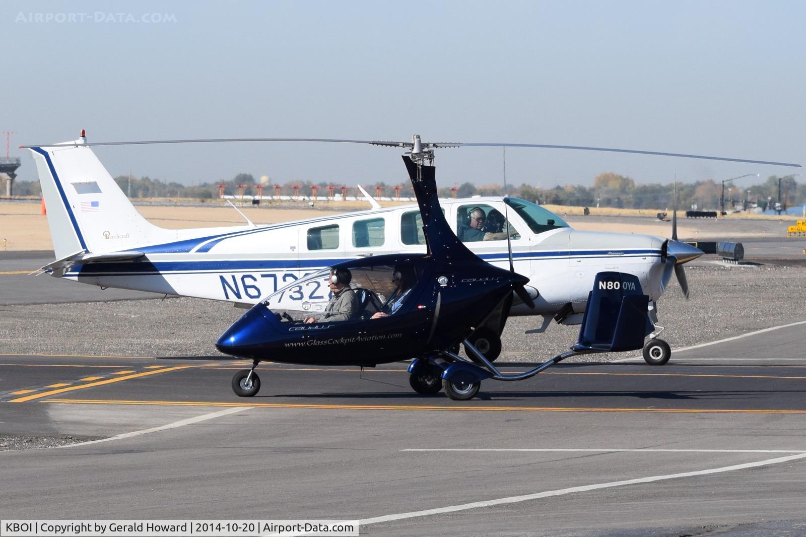 Boise Air Terminal/gowen Fld Airport (BOI) - Sometime the taxiways are crowded.