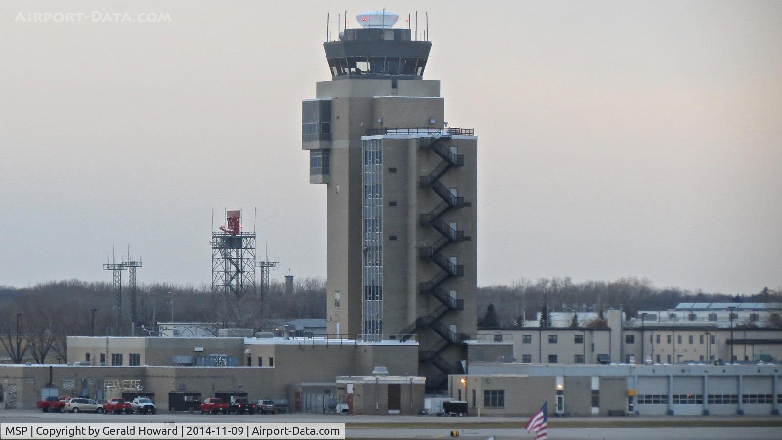 Minneapolis-st Paul Intl/wold-chamberlain Airport (MSP) - The control tower.