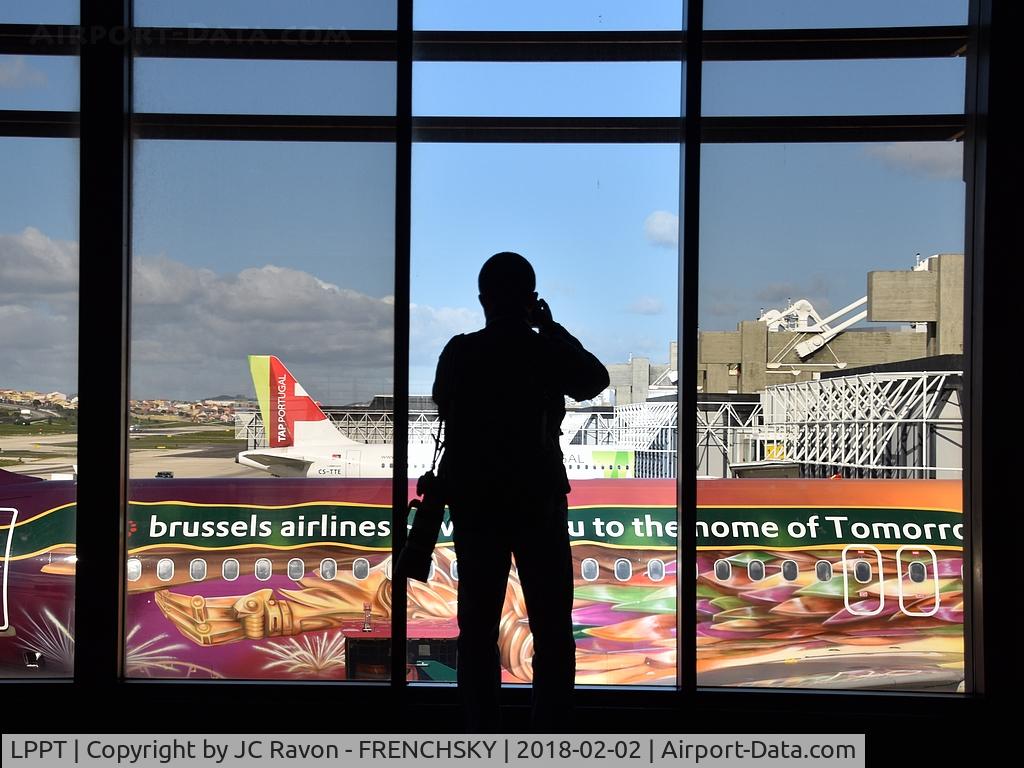 Portela Airport (Lisbon Airport), Portela, Loures (serves Lisbon) Portugal (LPPT) - spotting