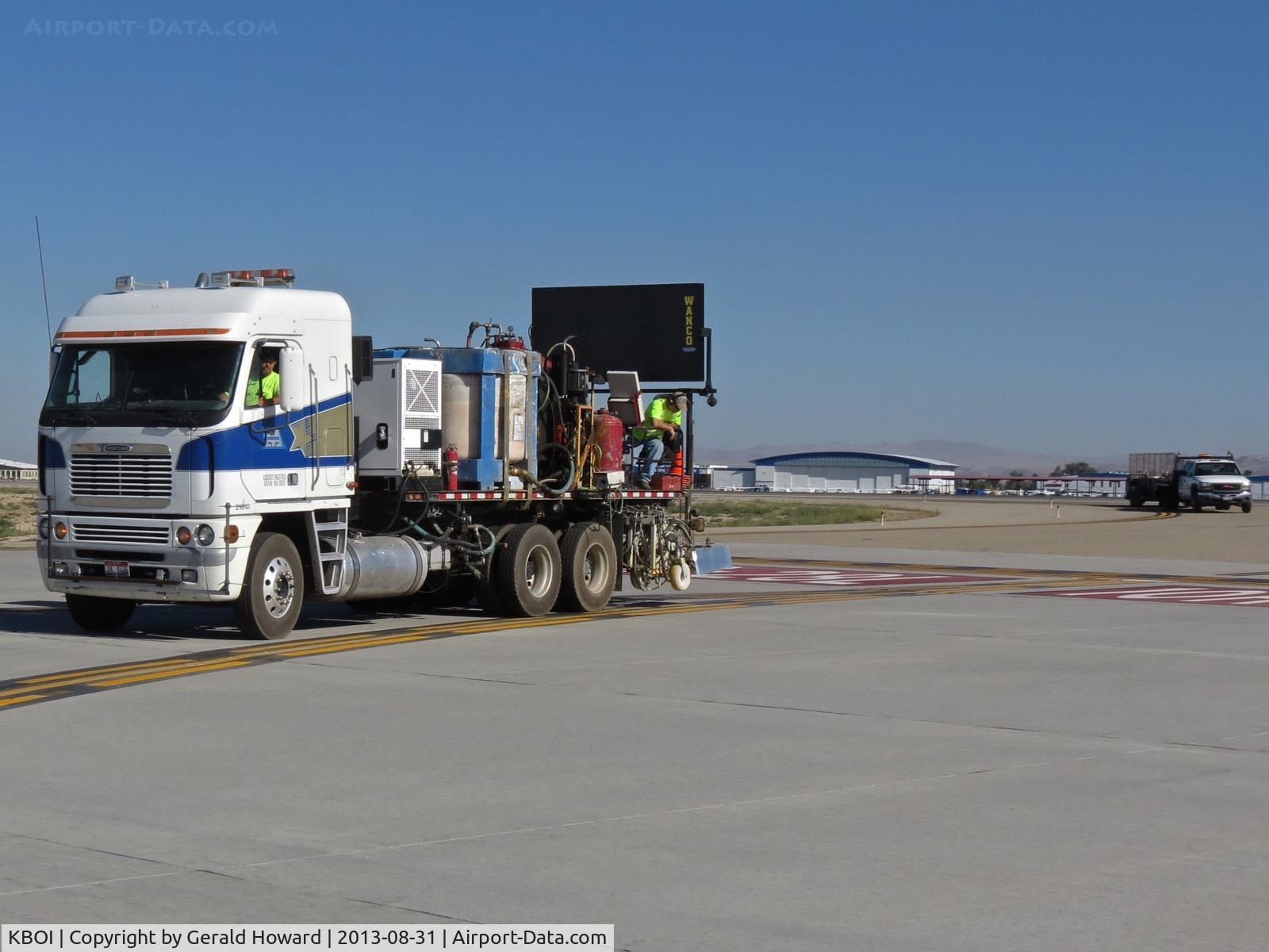 Boise Air Terminal/gowen Fld Airport (BOI) - Painting is on going.