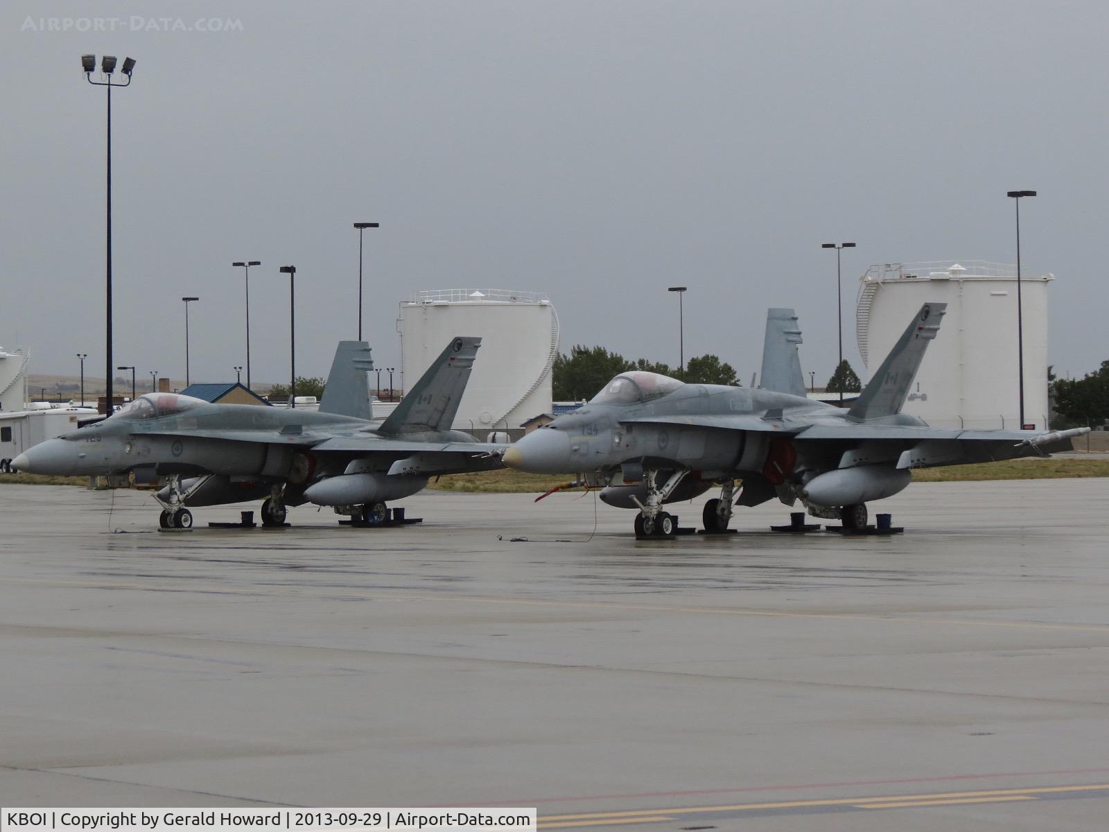 Boise Air Terminal/gowen Fld Airport (BOI) - Canadian F-18s from 409 Squadron, Cold Lake, Canada.