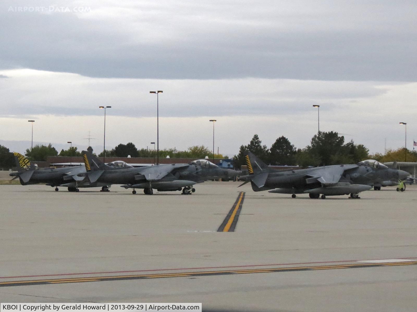Boise Air Terminal/gowen Fld Airport (BOI) - AV-8B Harriers from VMA-542, Cherry Point, NC.