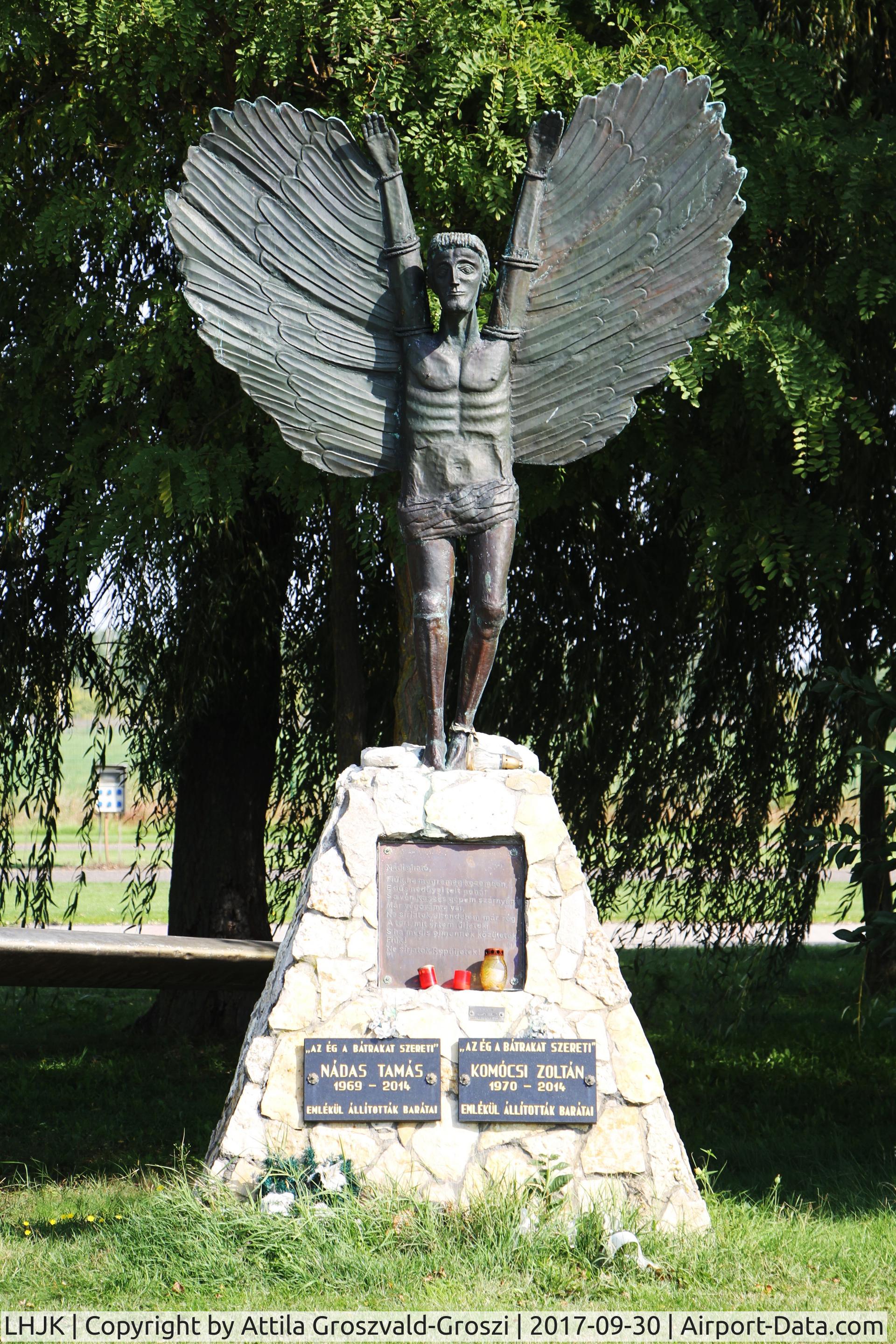 LHJK Airport - Jakabszállás Airport, Hungary