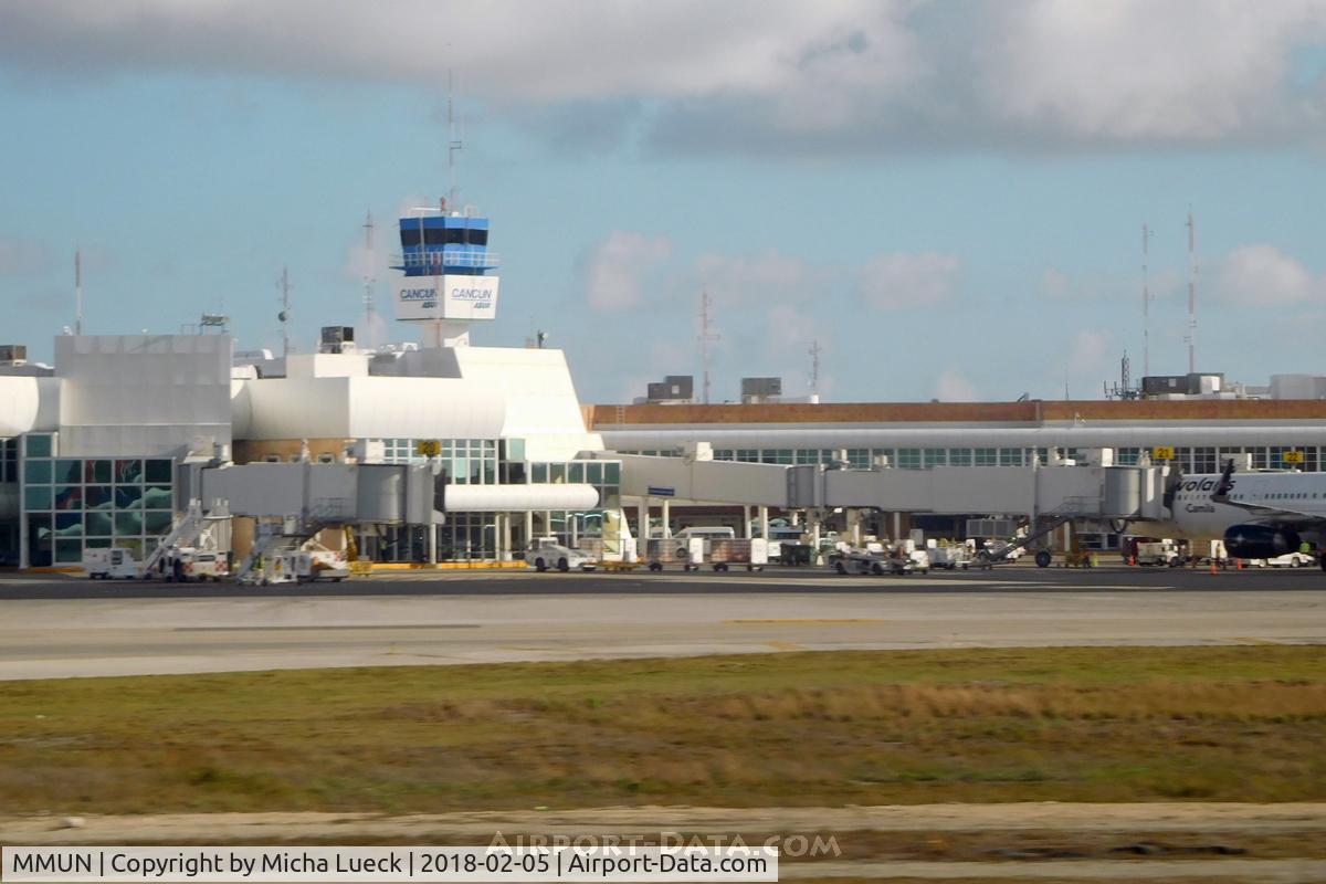 Cancún International Airport, Cancún, Quintana Roo Mexico (MMUN) - Cancun