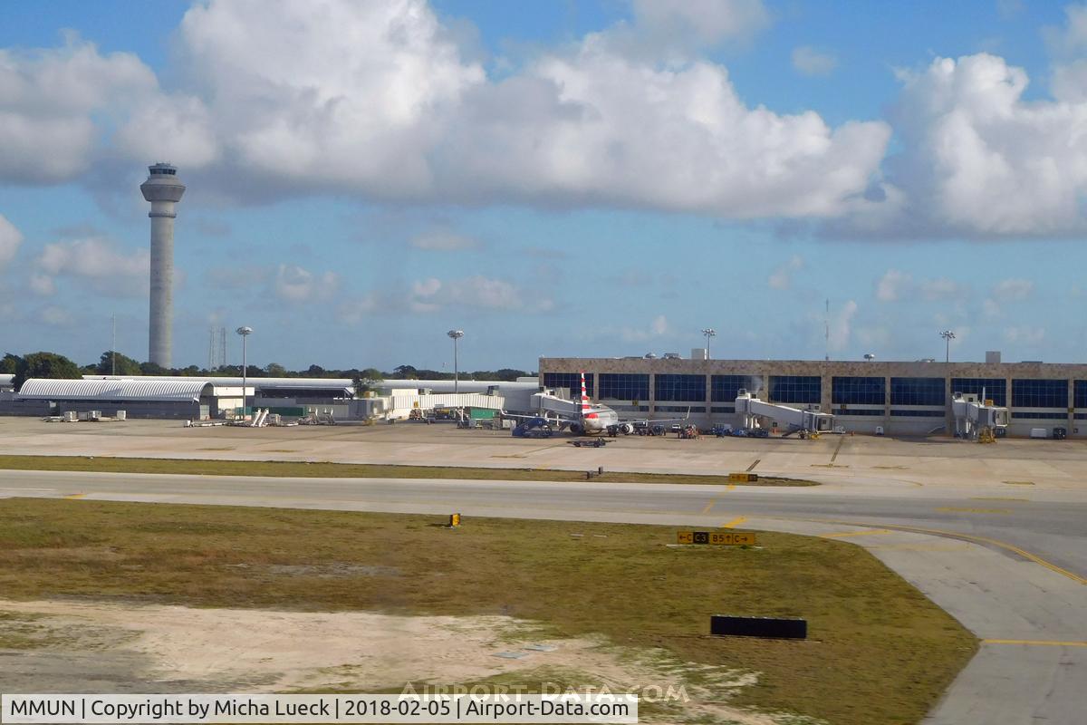 Cancún International Airport, Cancún, Quintana Roo Mexico (MMUN) - Cancun