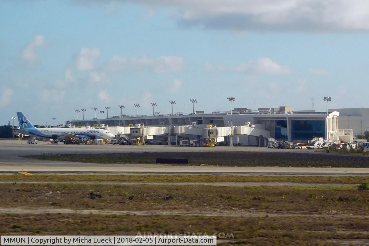 Cancún International Airport, Cancún, Quintana Roo Mexico (MMUN) - Cancun