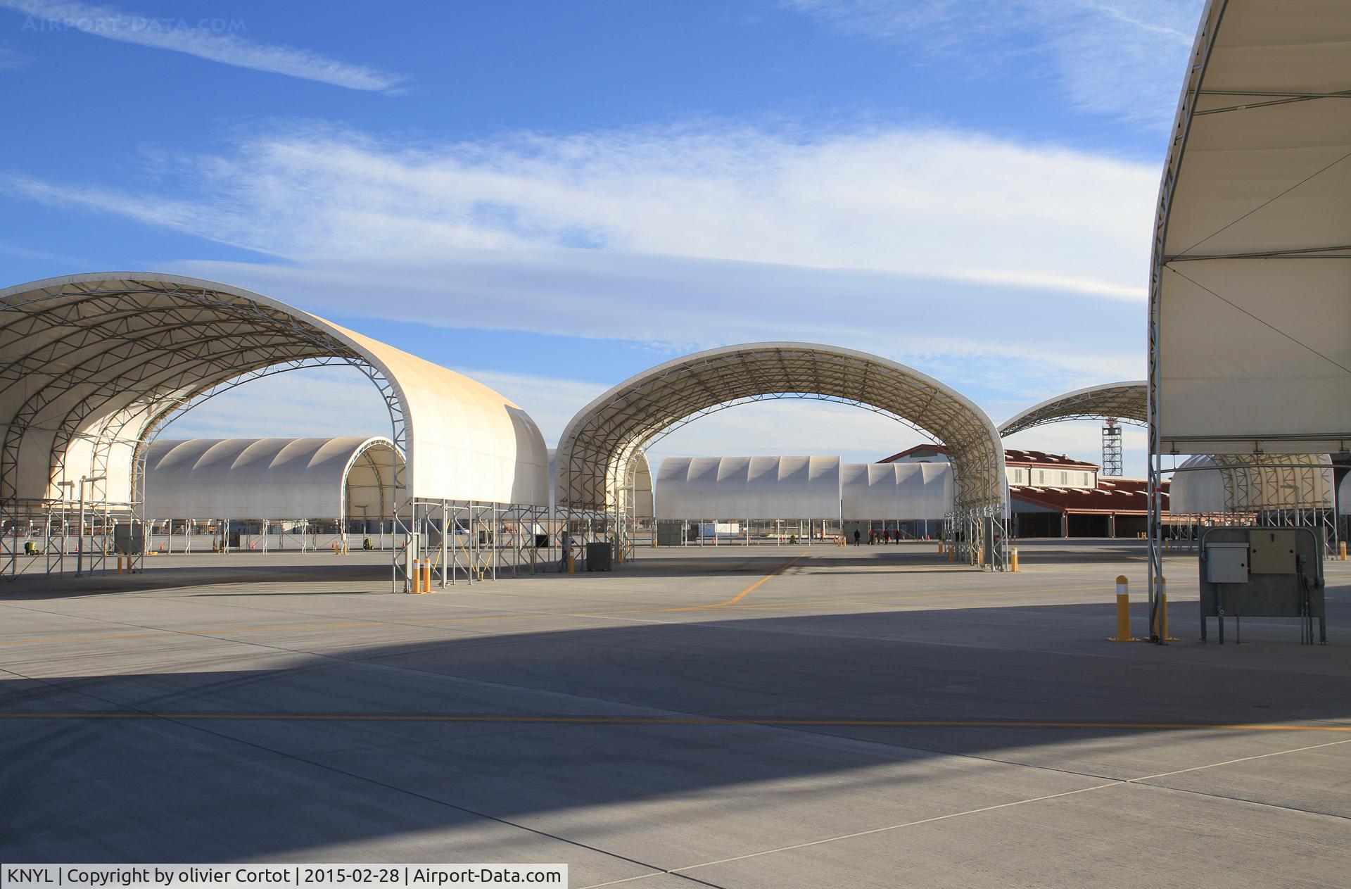 Yuma Mcas/yuma International Airport (NYL) - the military side
