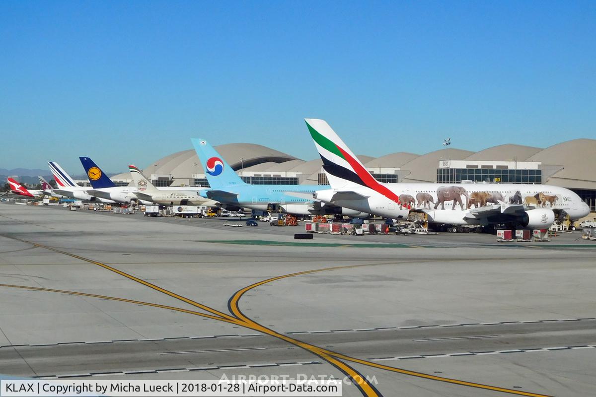 Los Angeles International Airport (LAX) - Great line-up at TBIT