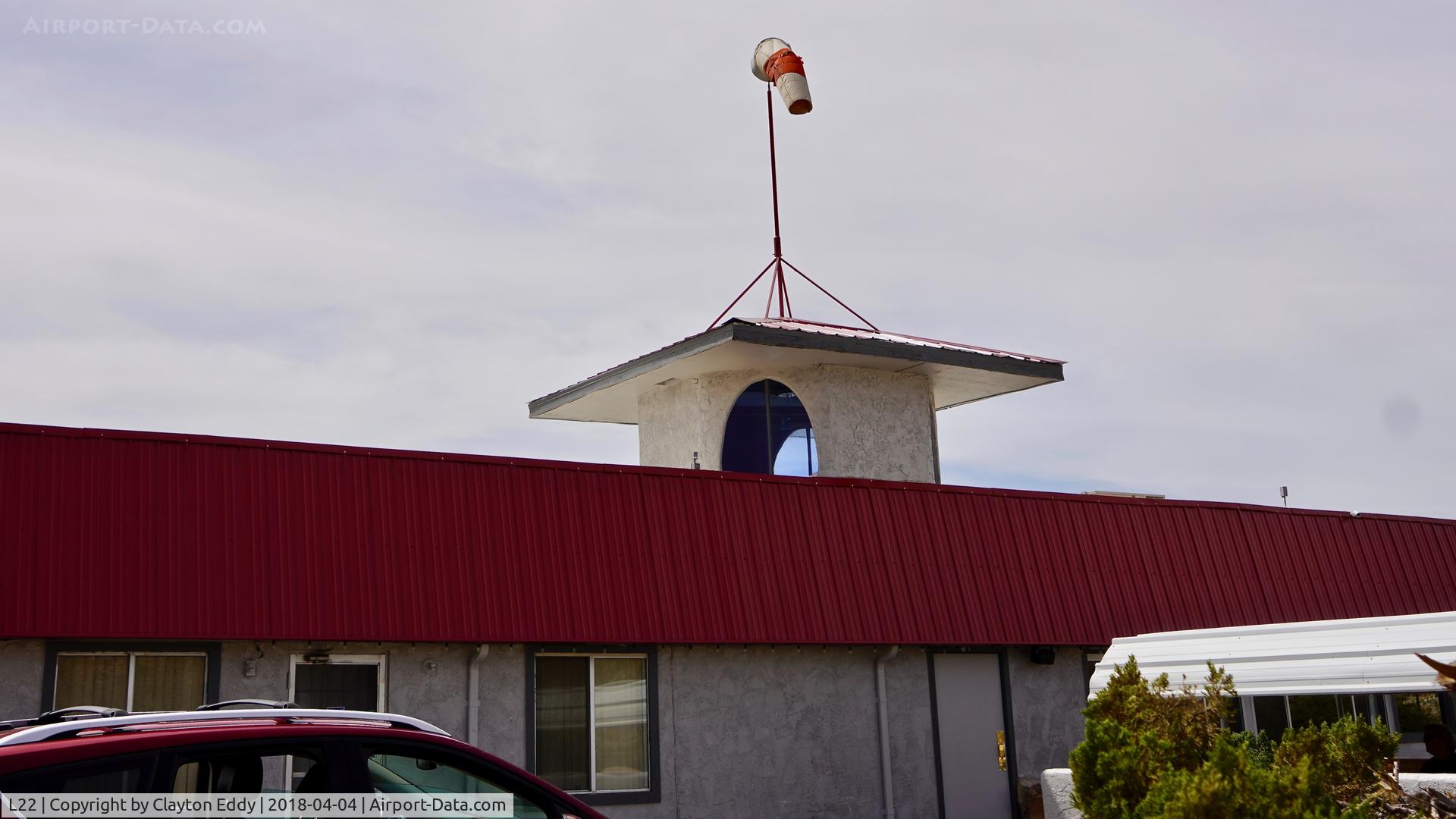 Yucca Valley Airport (L22) - Cafe Yucca Valley Airport California. 2018.