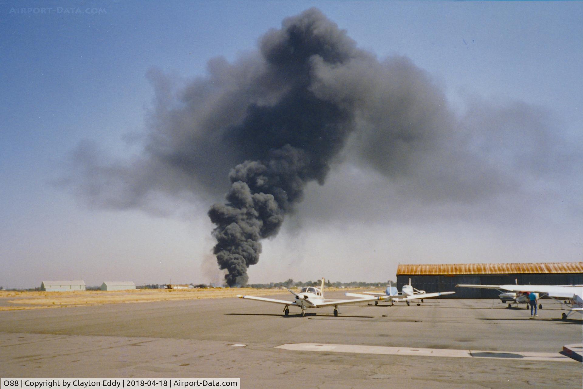 Rio Vista Municipal Airport (O88) - Old Rio Vista Airport 9-92.