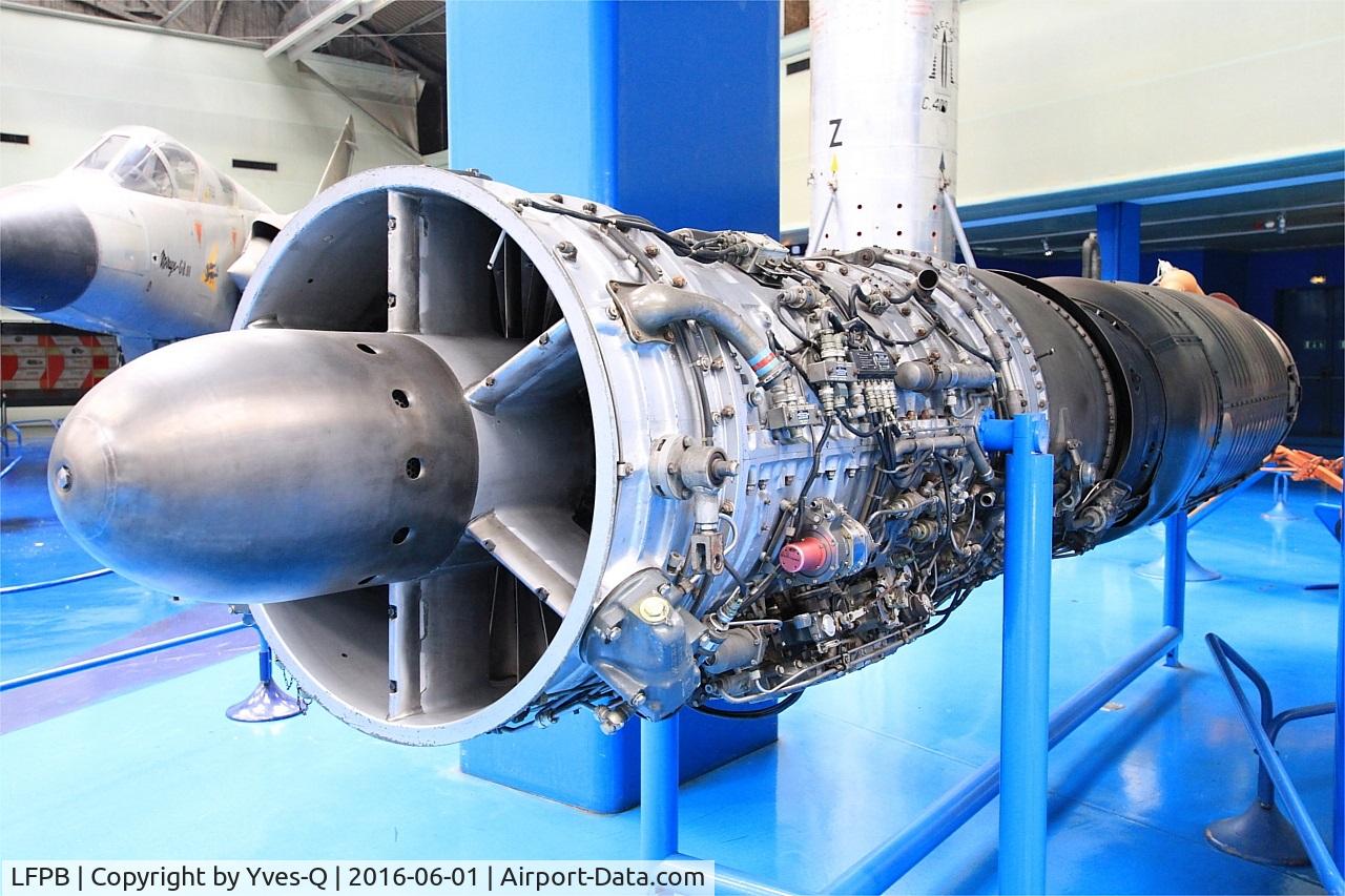 Paris Airport,  France (LFPB) - Snecma turbojet Atar G, model fitted on Dassault Mirage III A prototype, Paris-Le Bourget Air & Space Museum (LFPB-LBG)