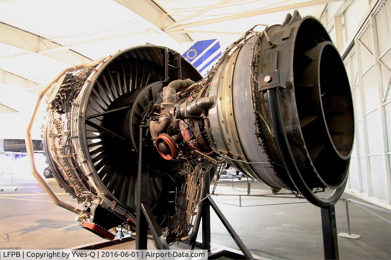 Paris Airport,  France (LFPB) - Turbofan Trent 900, serial number 91004, Model fitted on Airbus A380, Paris-Le Bourget Air & Space Museum (LFPB-LBG)