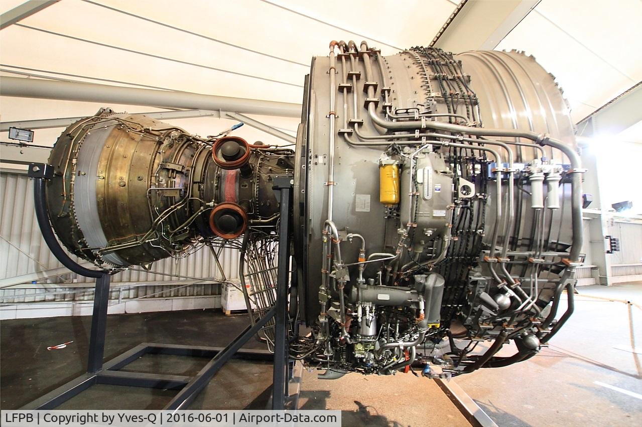 Paris Airport,  France (LFPB) - Turbofan Trent 900, serial number 91004, Model fitted on Airbus A380, Paris-Le Bourget Air & Space Museum (LFPB-LBG)