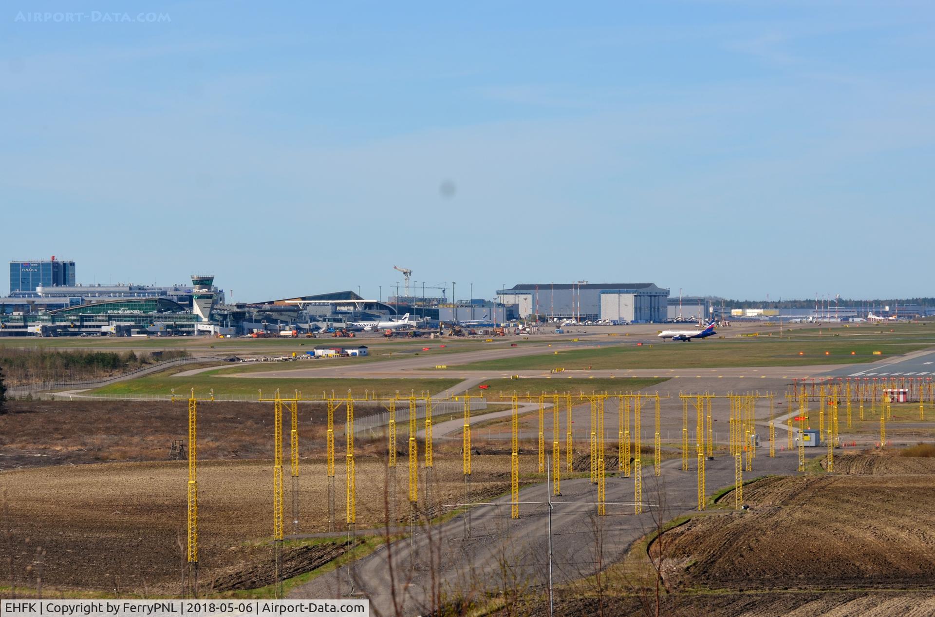 EHFK Airport - A quite Helsinki airport on a sunday morning.