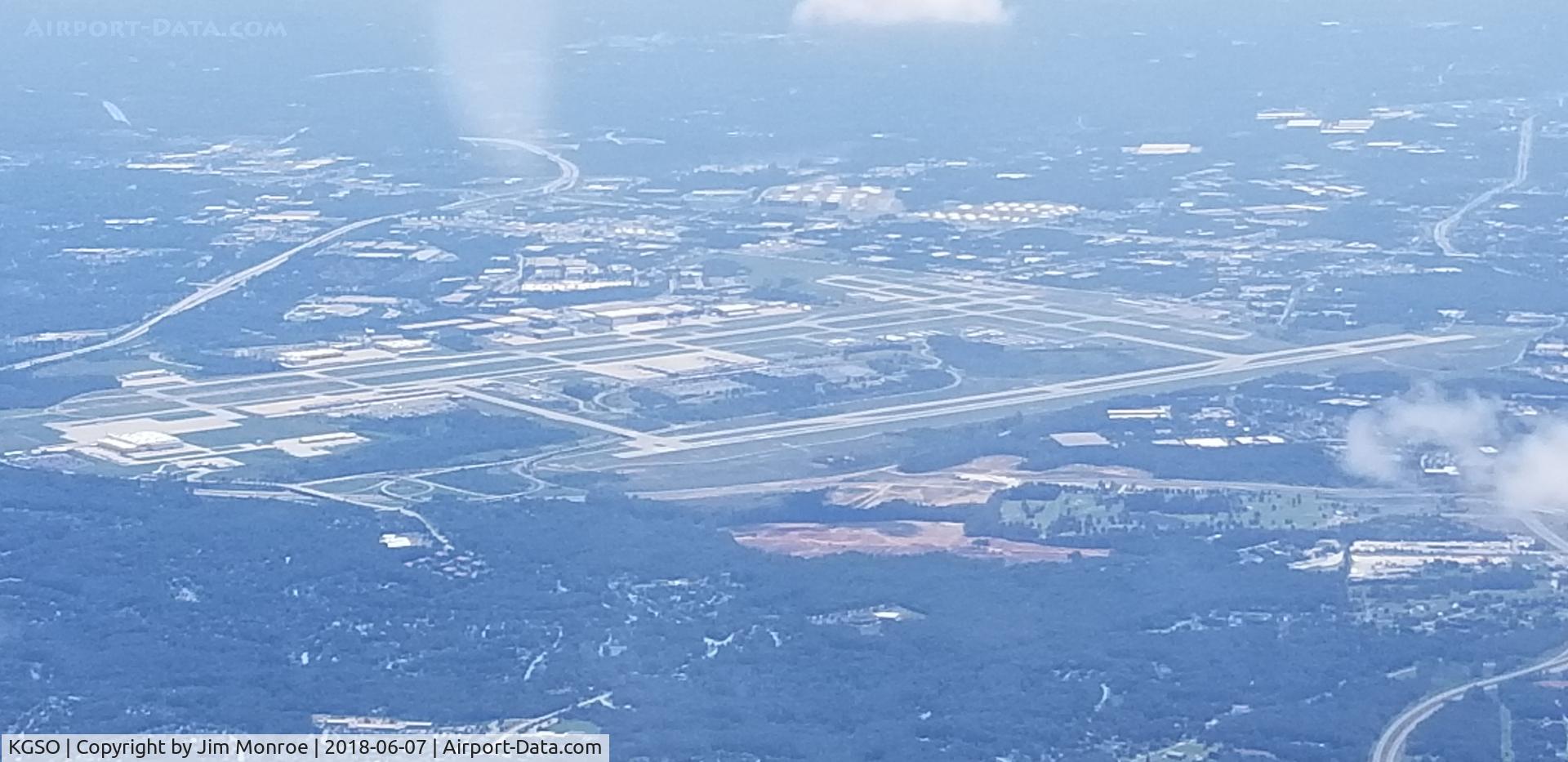 Piedmont Triad International Airport (GSO) - Climbing to 9,500 feet east bound from Winston Salem headed to Rocky Mount